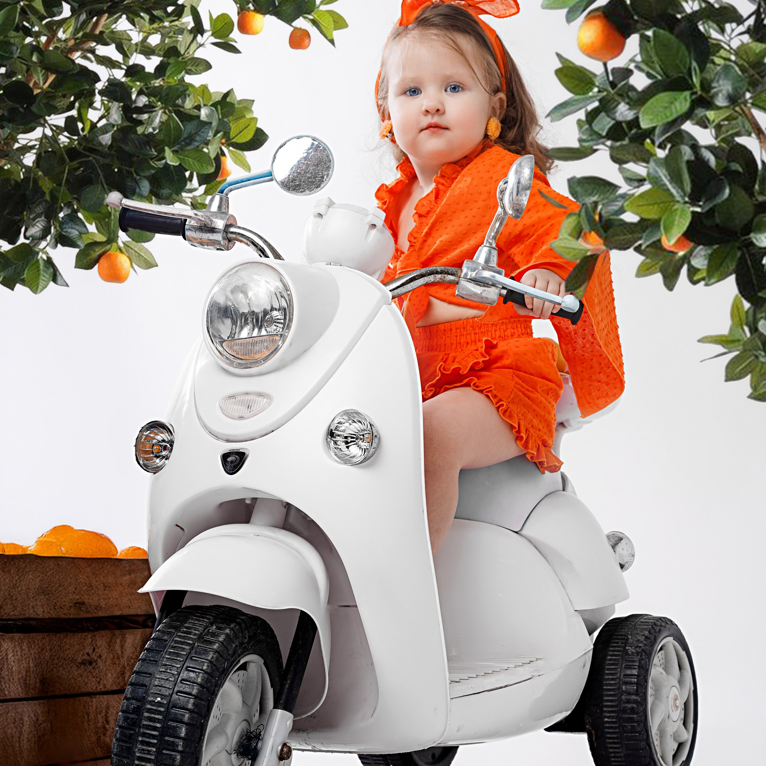 2 годика Амире