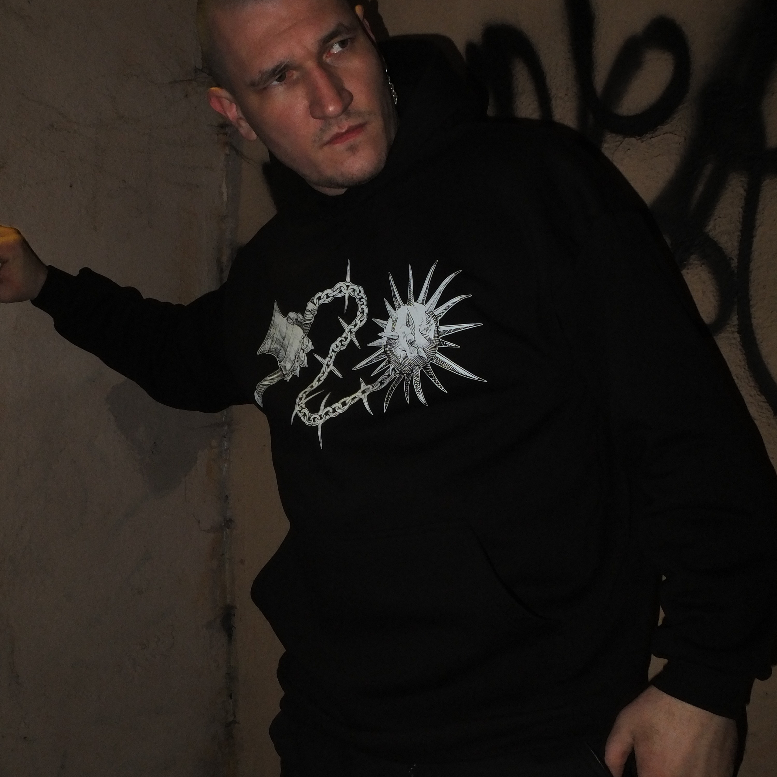 Мерч. Фотограф Александр Никитин. Съёмка в доспехах. Санкт-Петербург. nikitin_photo