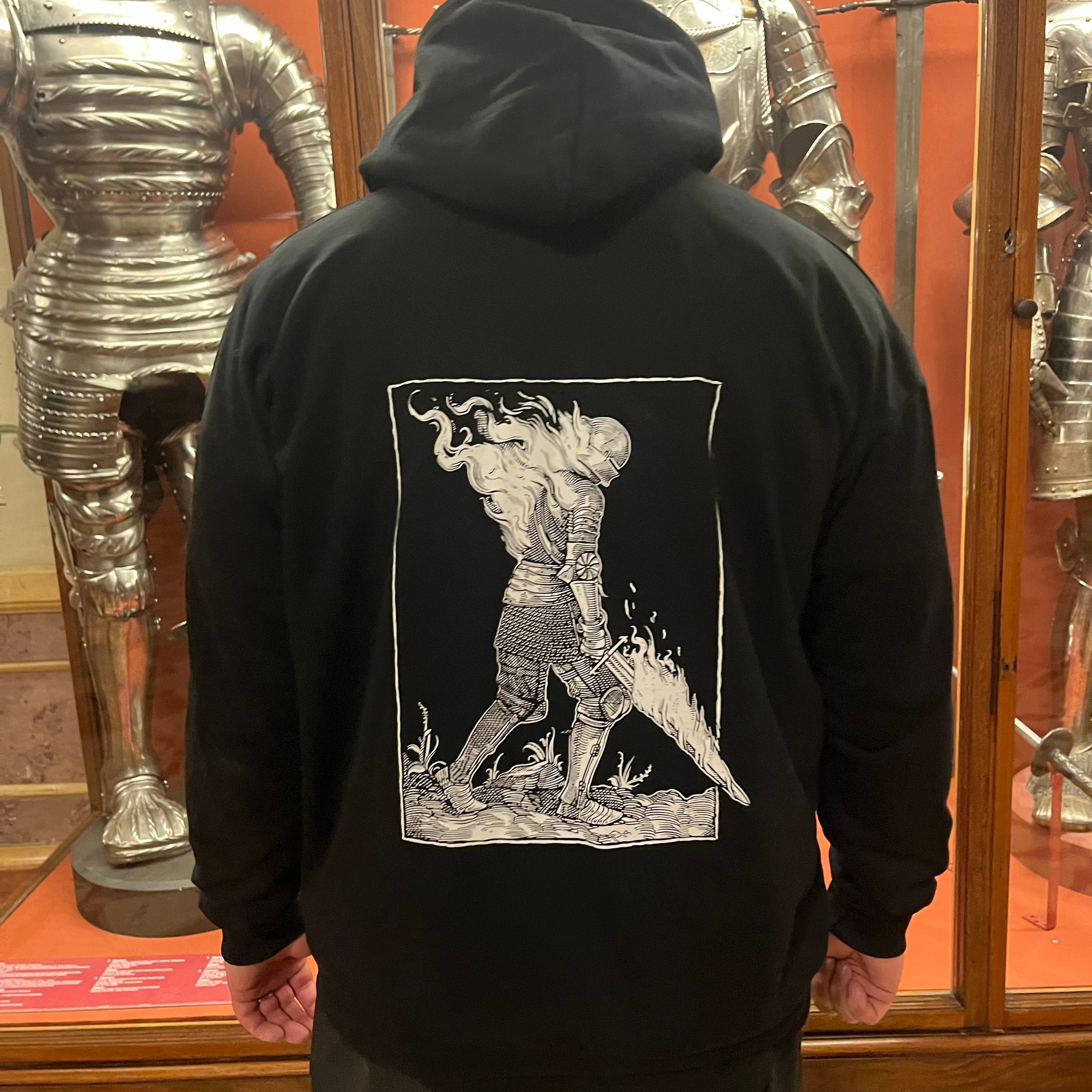 Мерч. Фотограф Александр Никитин. Съёмка в доспехах. Санкт-Петербург. nikitin_photo