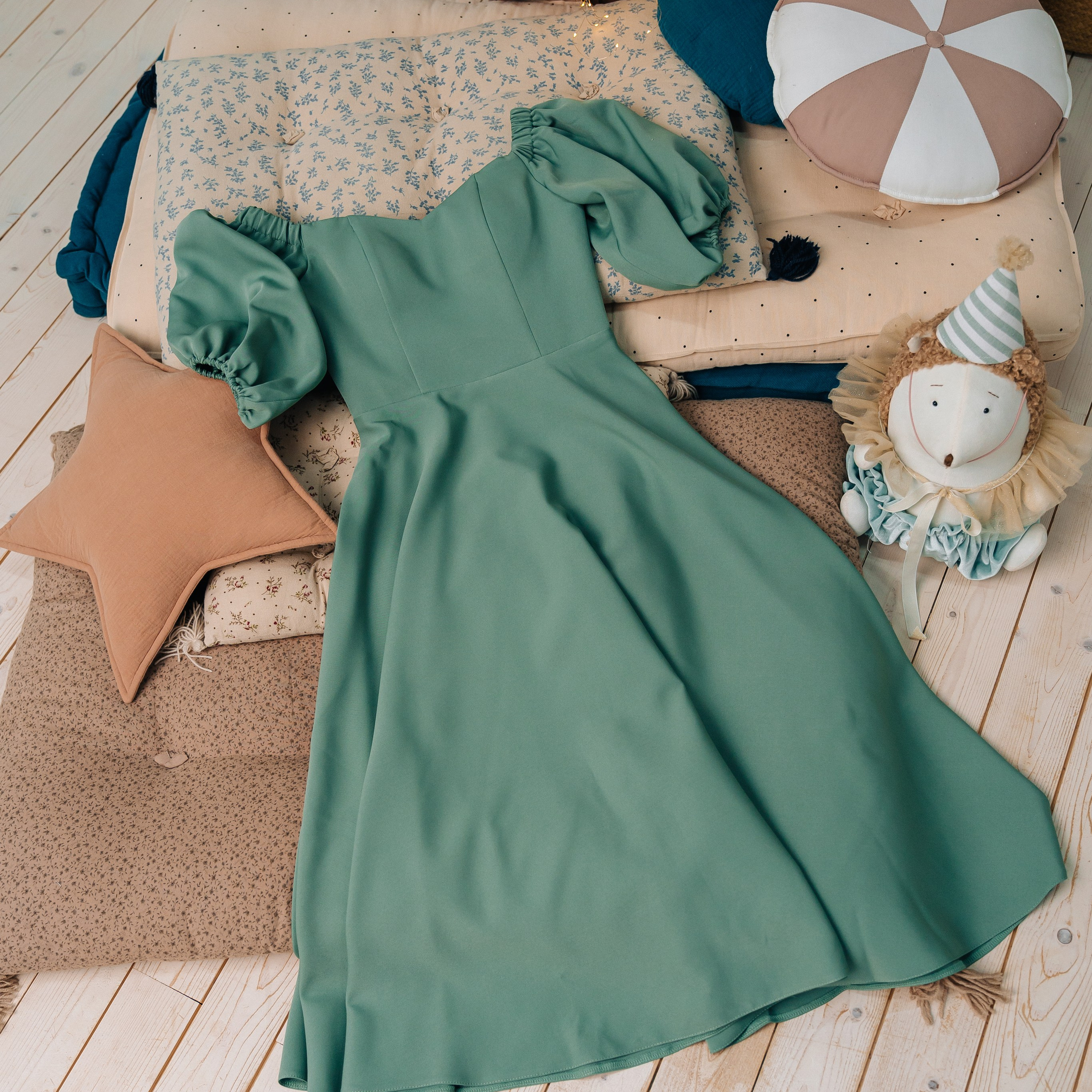 Праздничный гардероб — 500 р. «Лама» Детская фотостудия Уфа