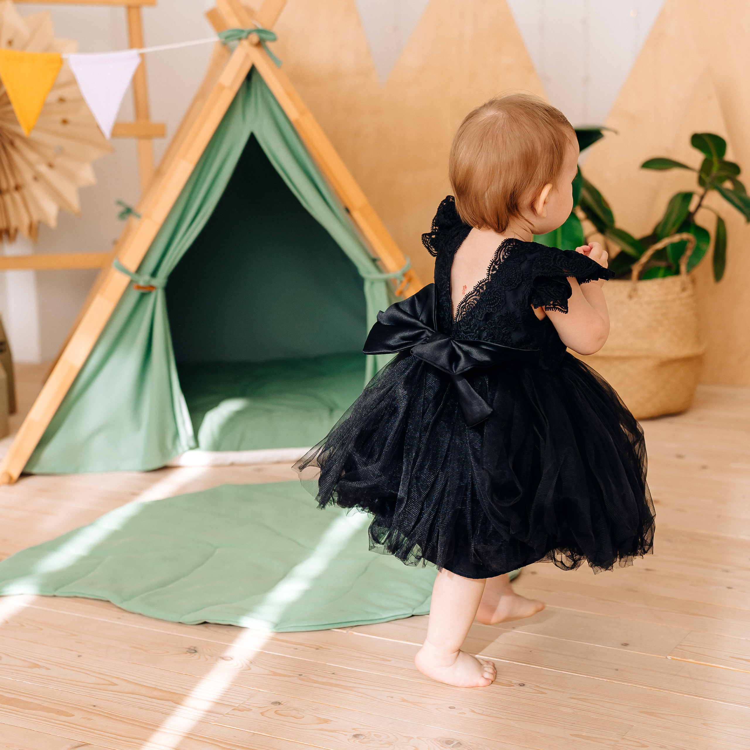 Праздничный гардероб — 500 р. «Лама» Детская фотостудия Уфа