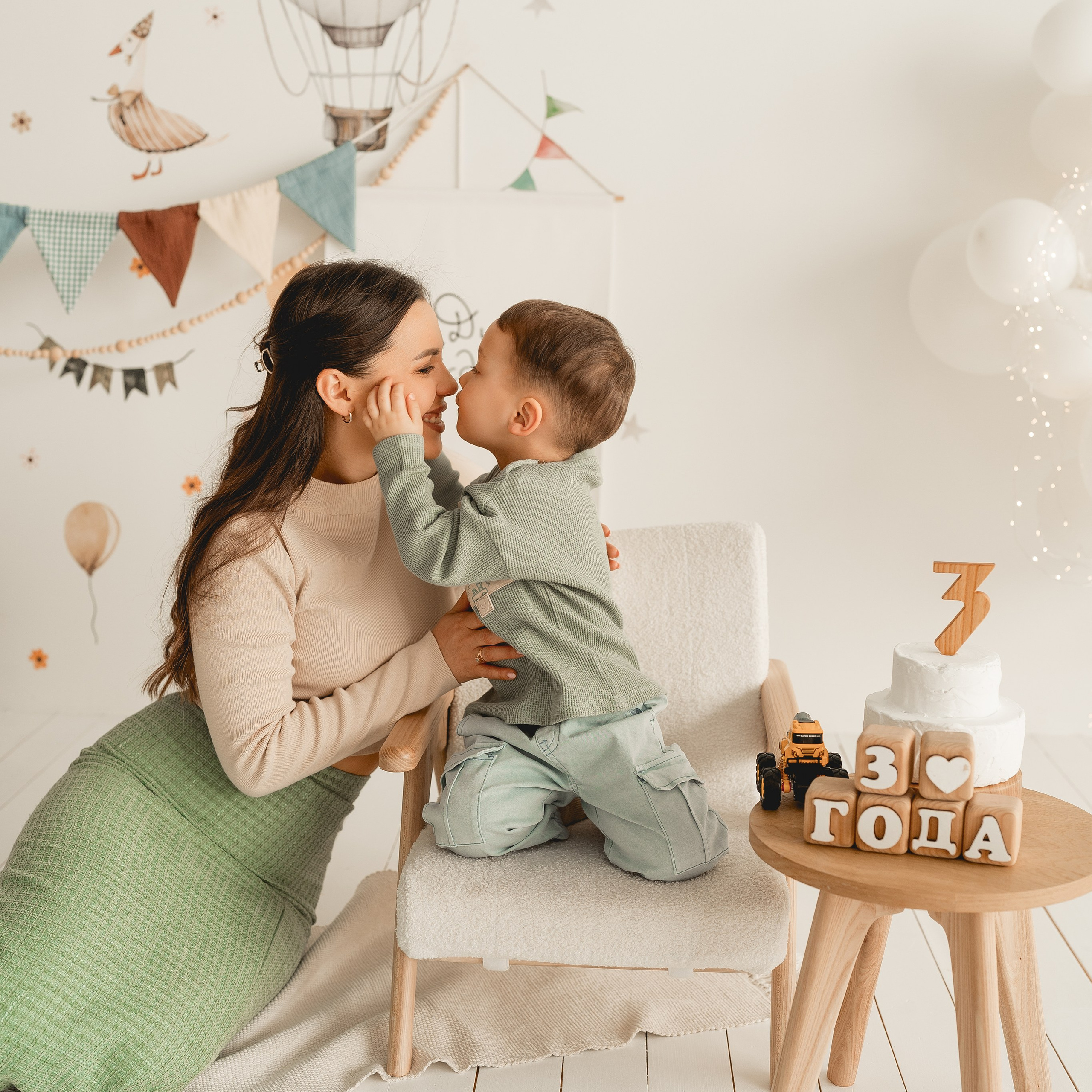 Фотосессия с фотографом студии. «Лама» Детская фотостудия Уфа