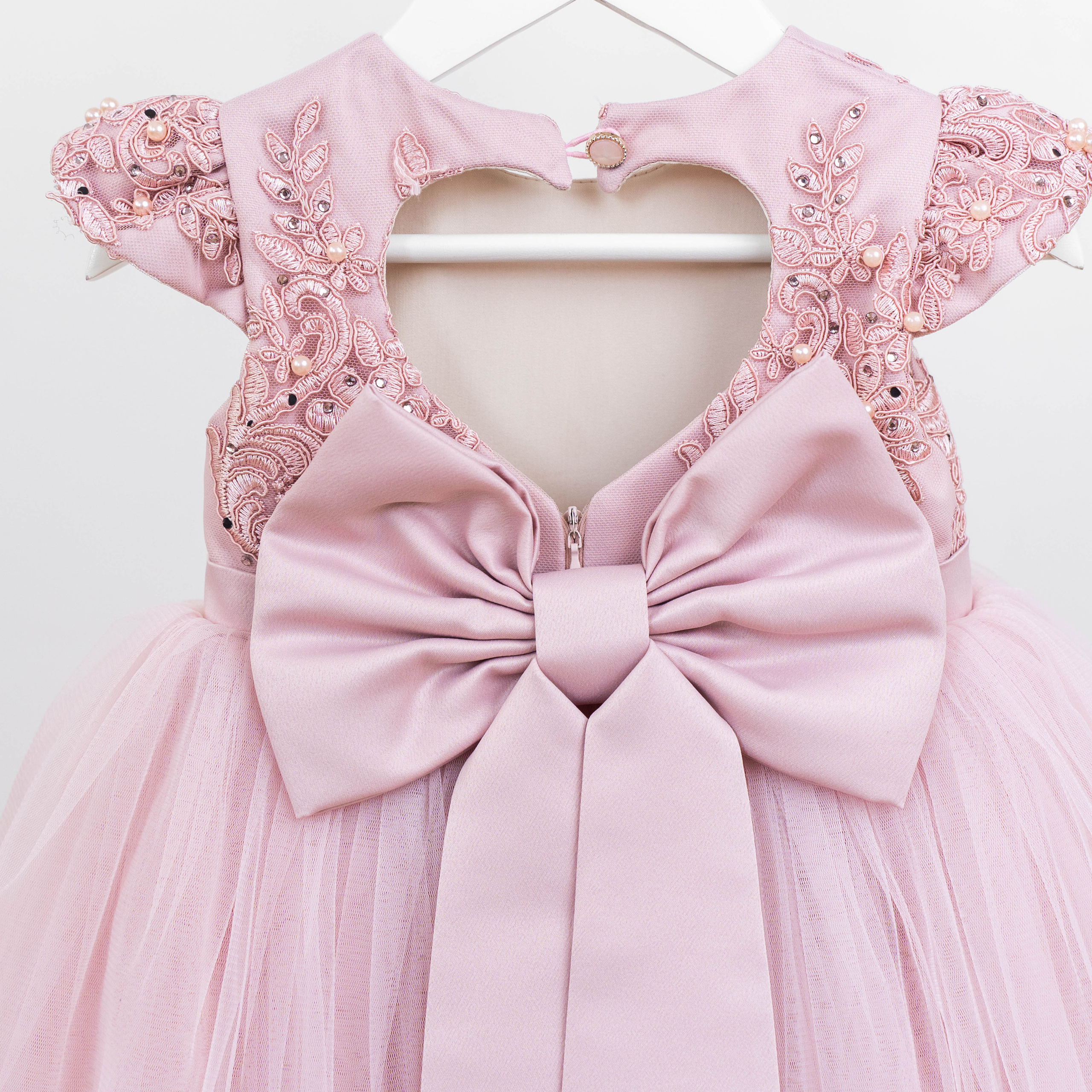 Праздничный гардероб — 500 р. «Лама» Детская фотостудия Уфа