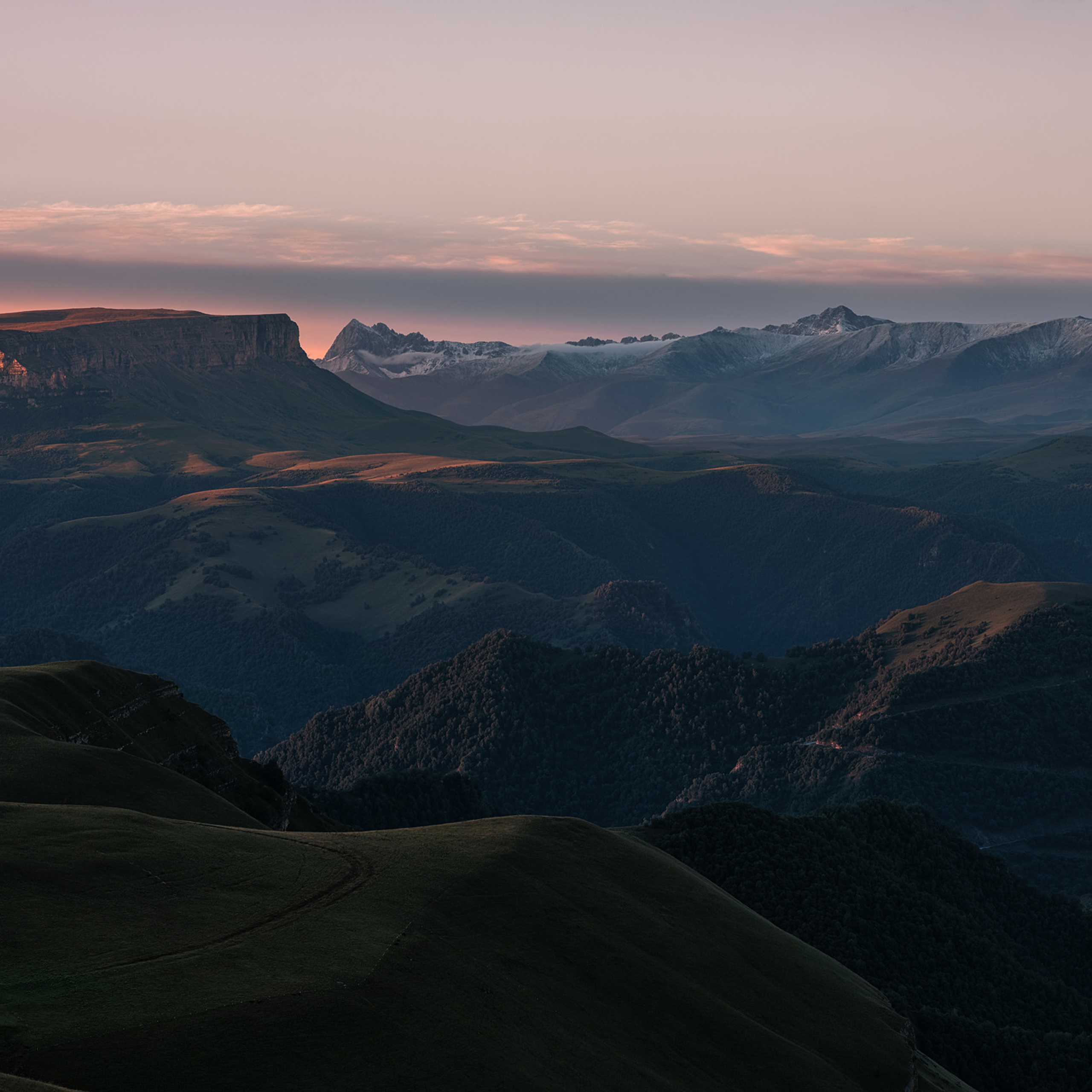Фототур «Летний Кавказ 26.06.2022 — 03.07.2022». Фотограф Константин Шамин