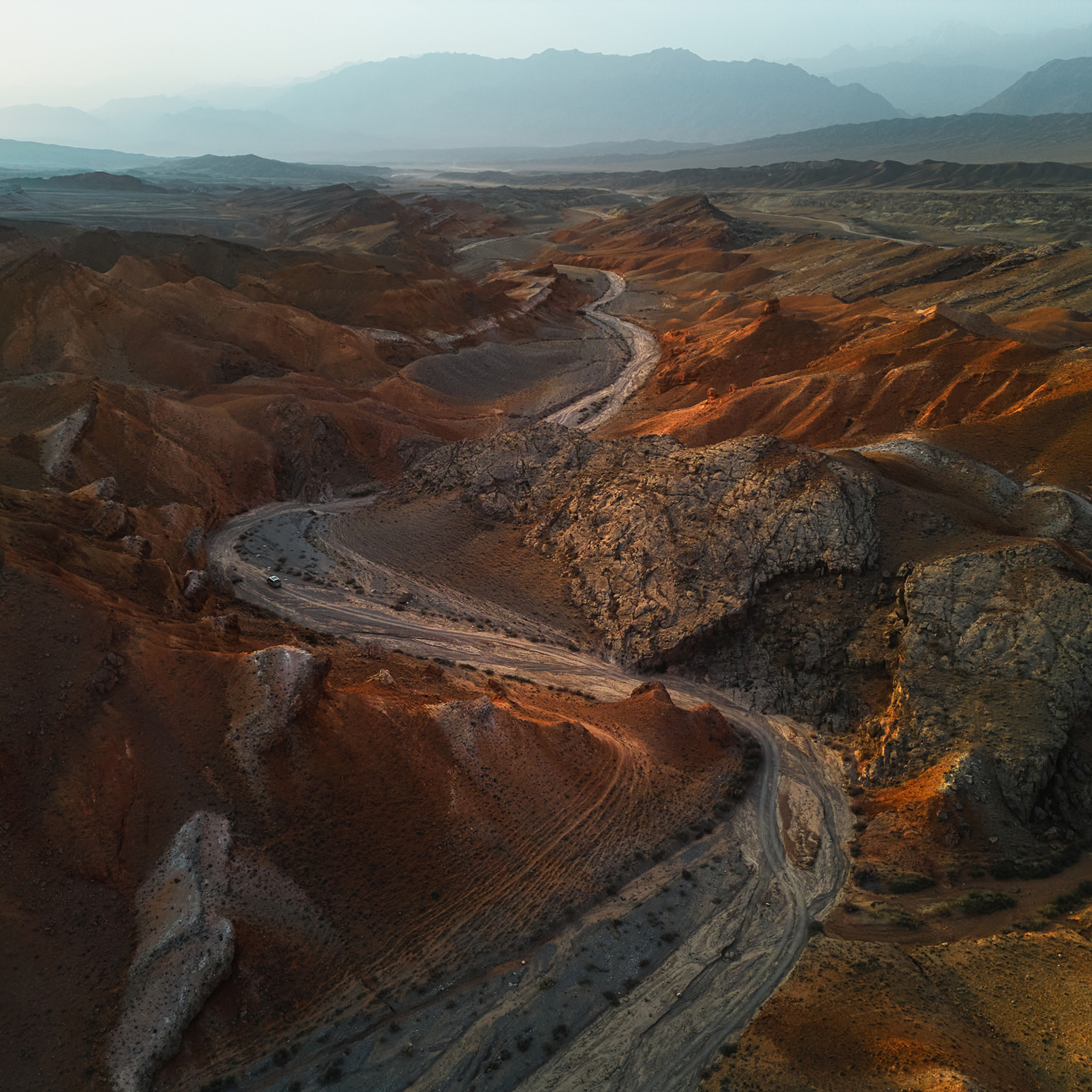 Киргизия — геопарк Мадыген. Фотограф Константин Шамин
