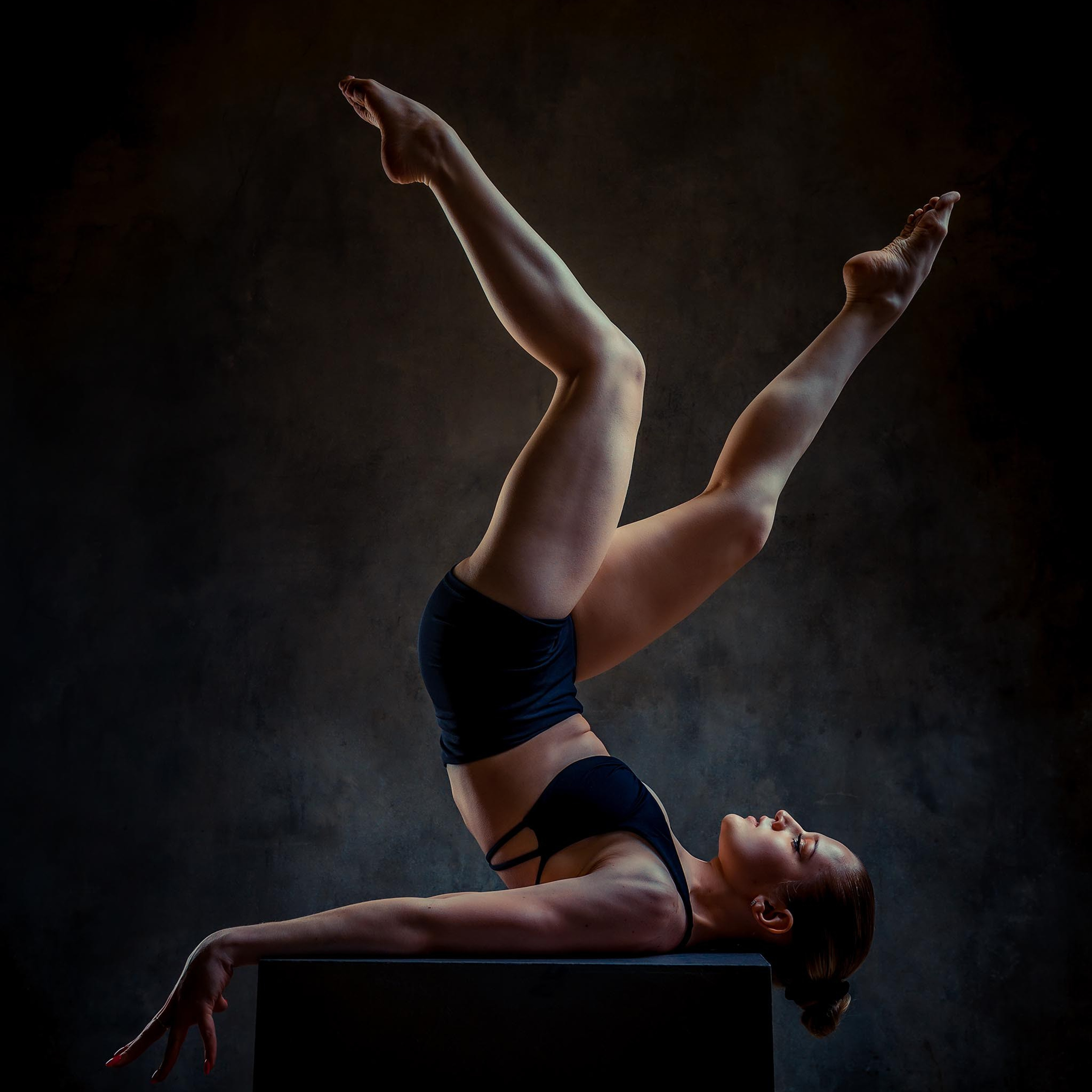 Арт фитнес фотосессия с Алёной Кандыбо, чемпионкой по воздушной гимнастики