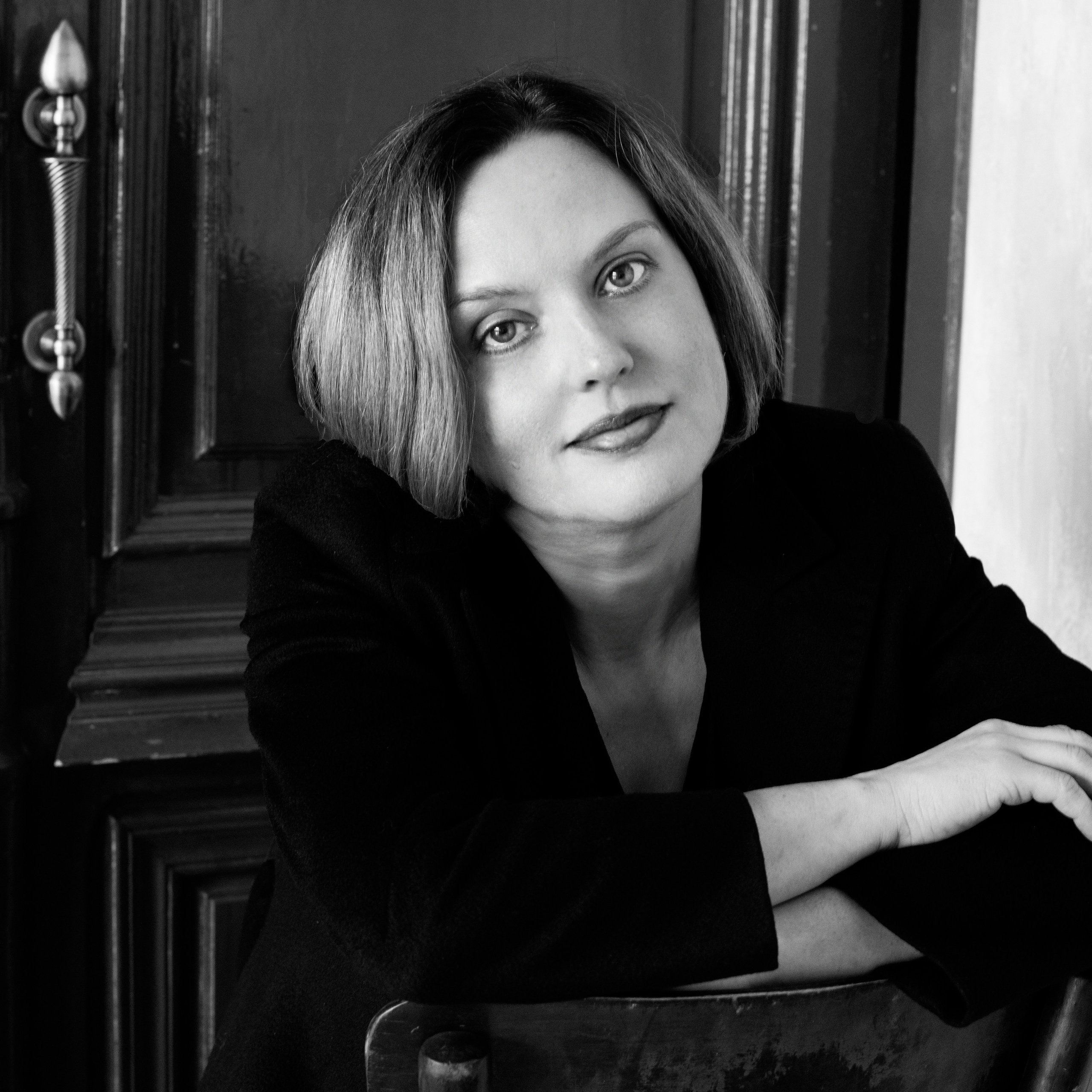 Драматический чб портрет. Фотограф-портретист в Москве