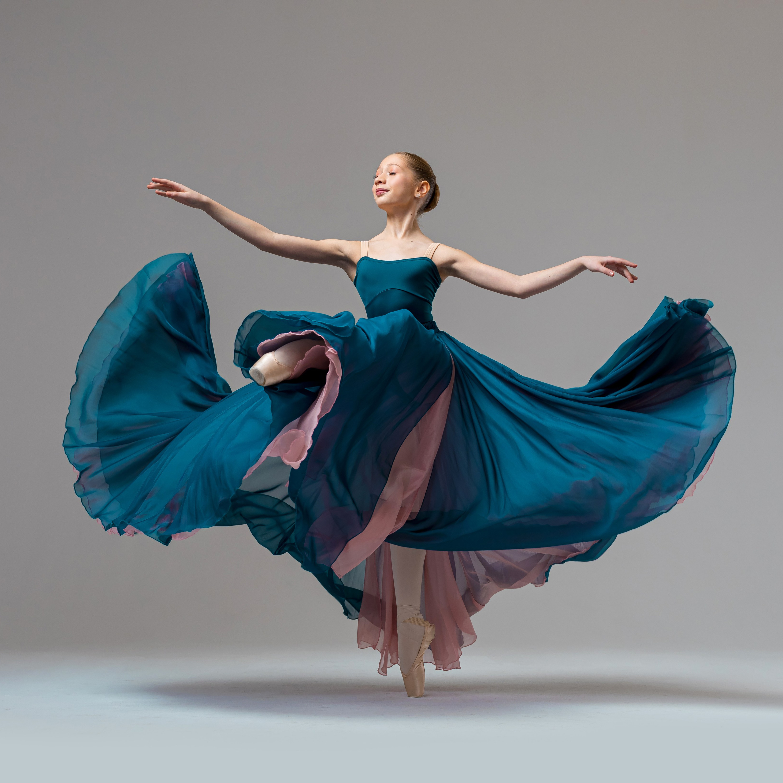 Изумрудно-розовая двухсторонняя юбка