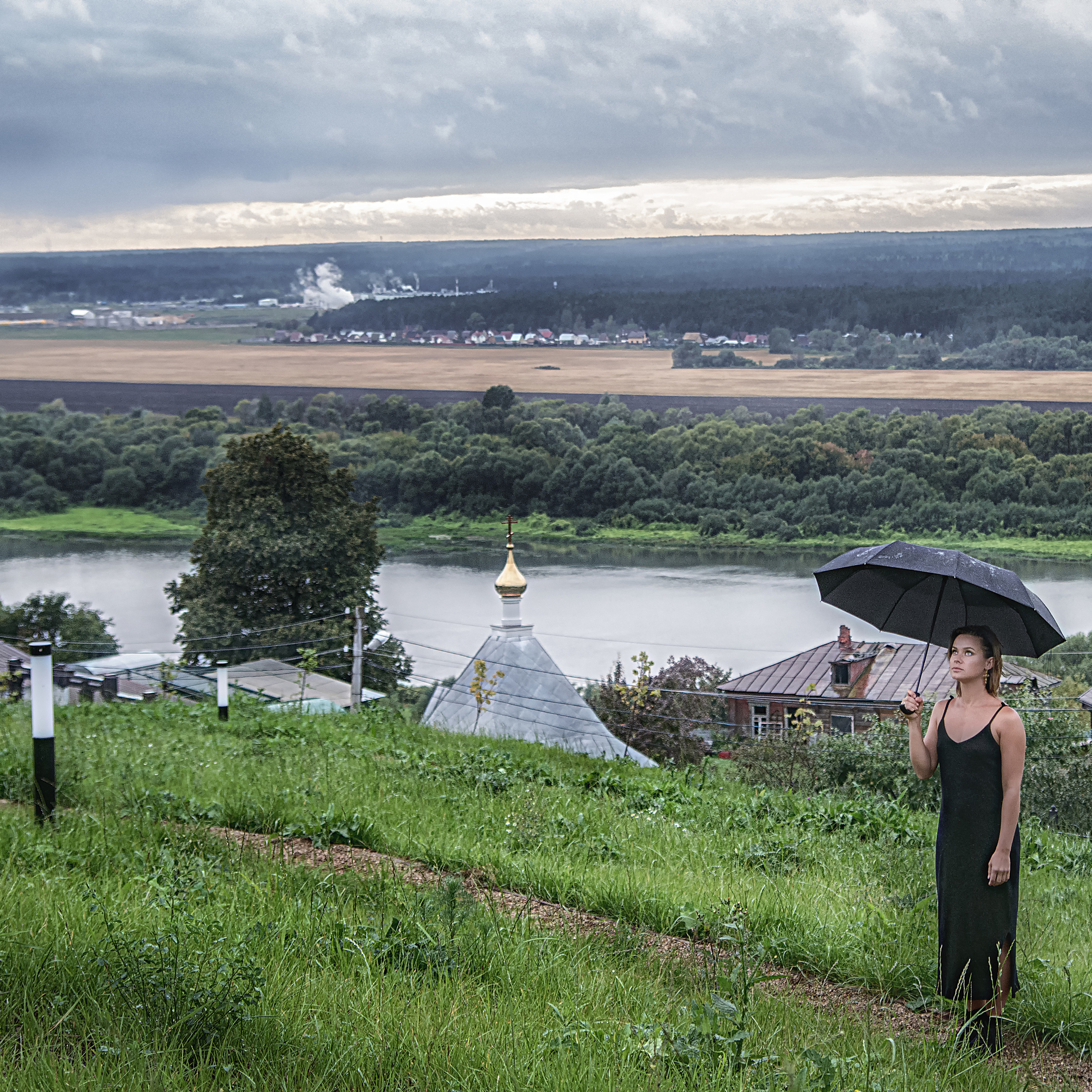 Фотосессия на берегу реки