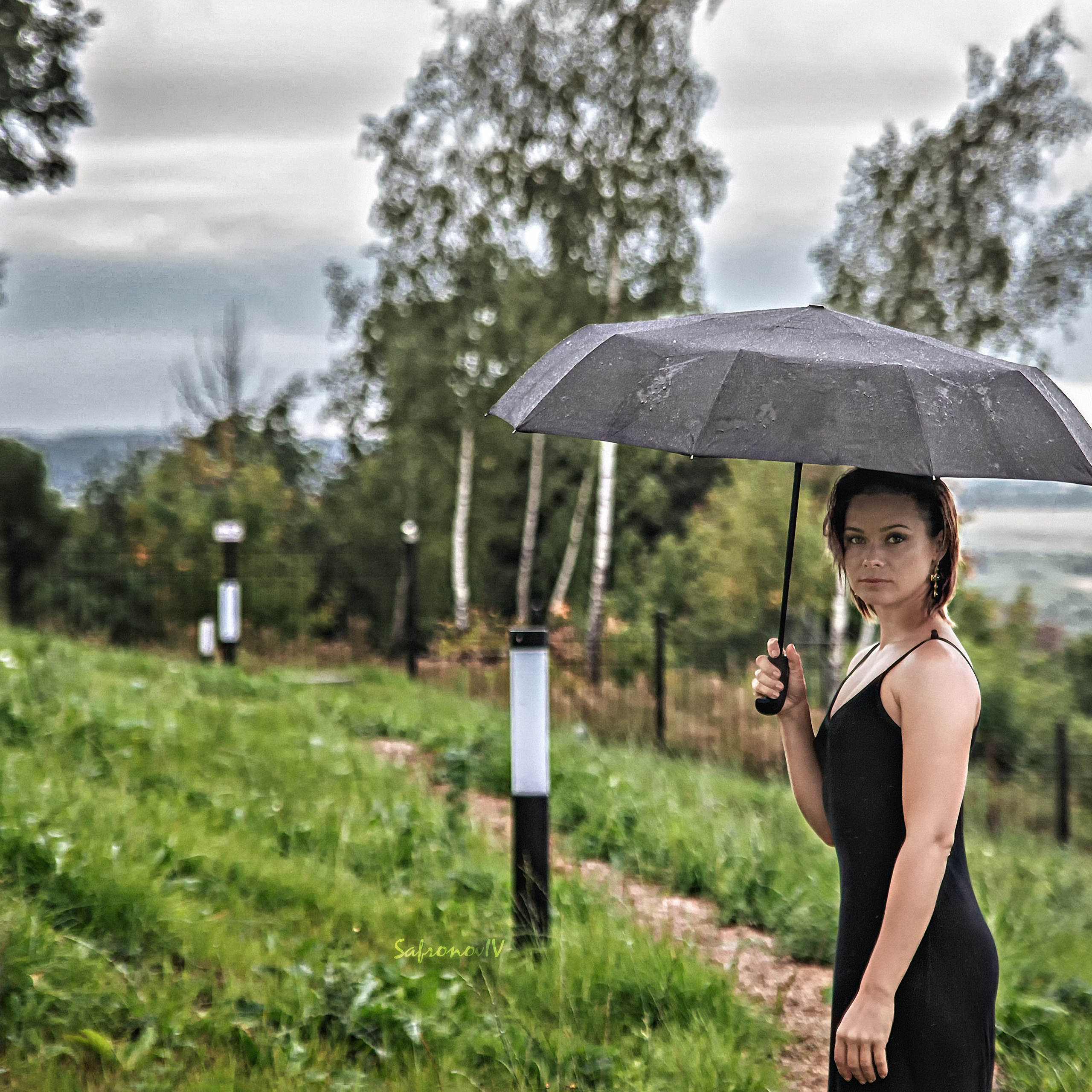 Портретная фотосъемка под дождем
