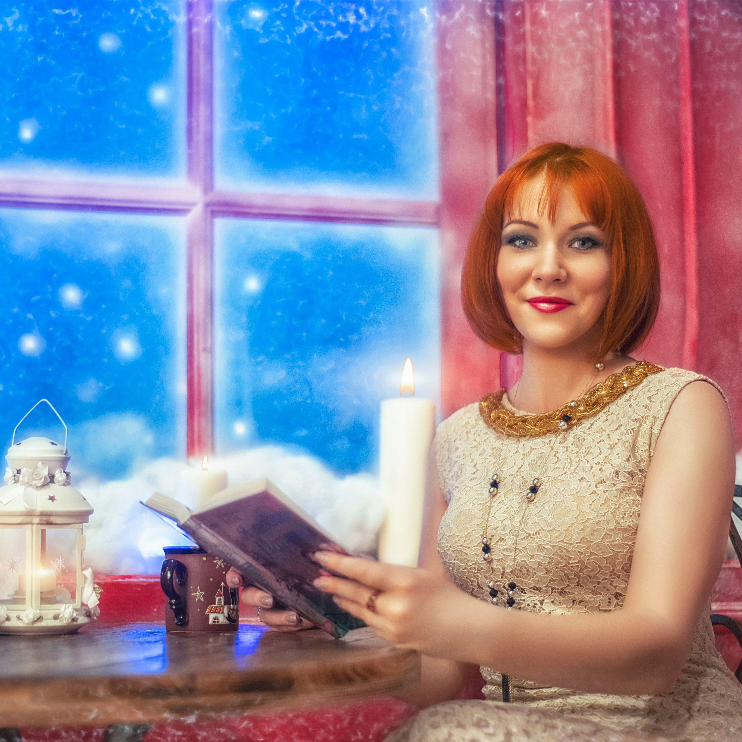 Рыжую девушку отвлекли от чтения