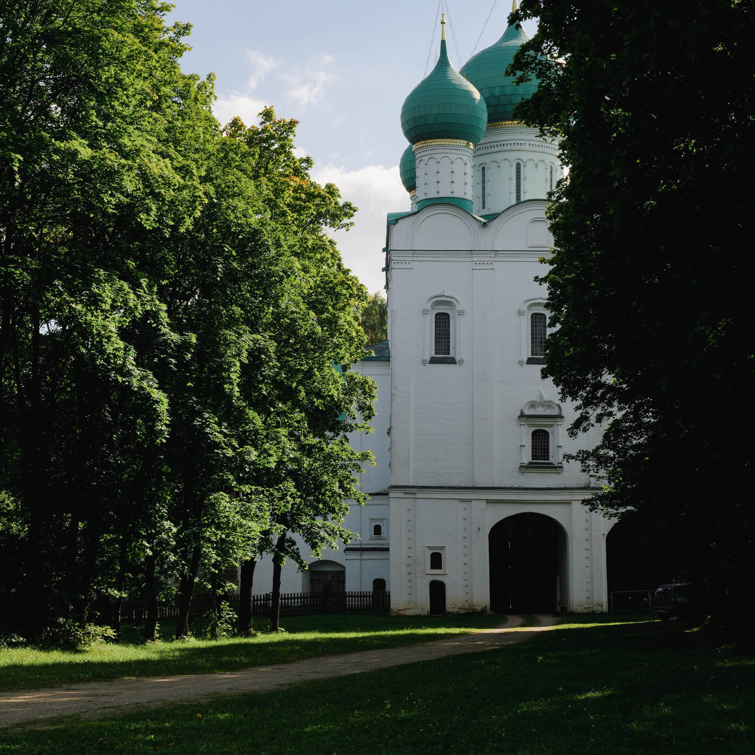 Ростовский Борисоглебский монастырь. Спортивный и репортажный фотограф в Иваново Сергей Силкин