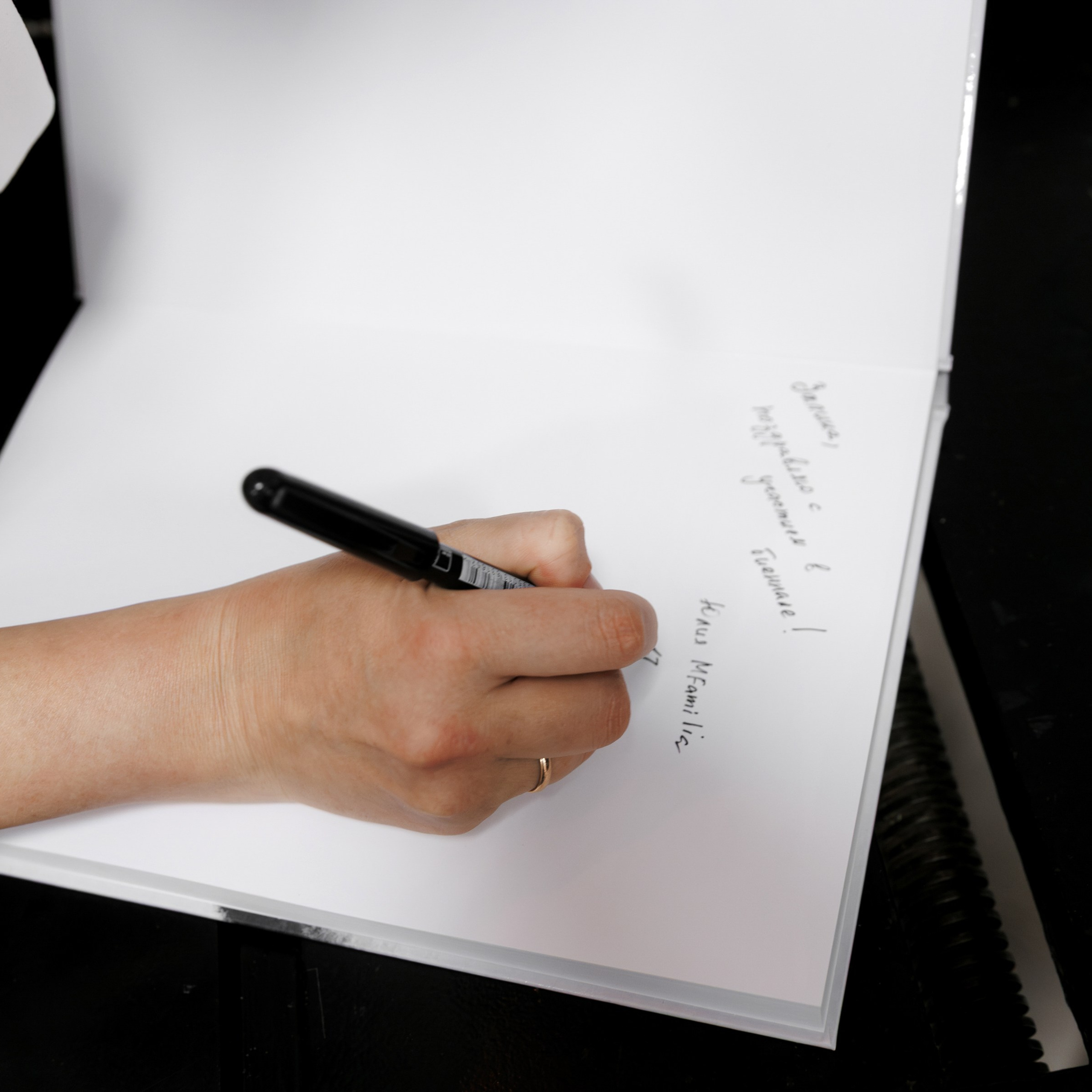 IV биеннале черно-белой фотографии MFamilia в Галерее Центра книги и графики. Организация фотовыставок в Петербурге и Москве, MFamilia (МФамилия)