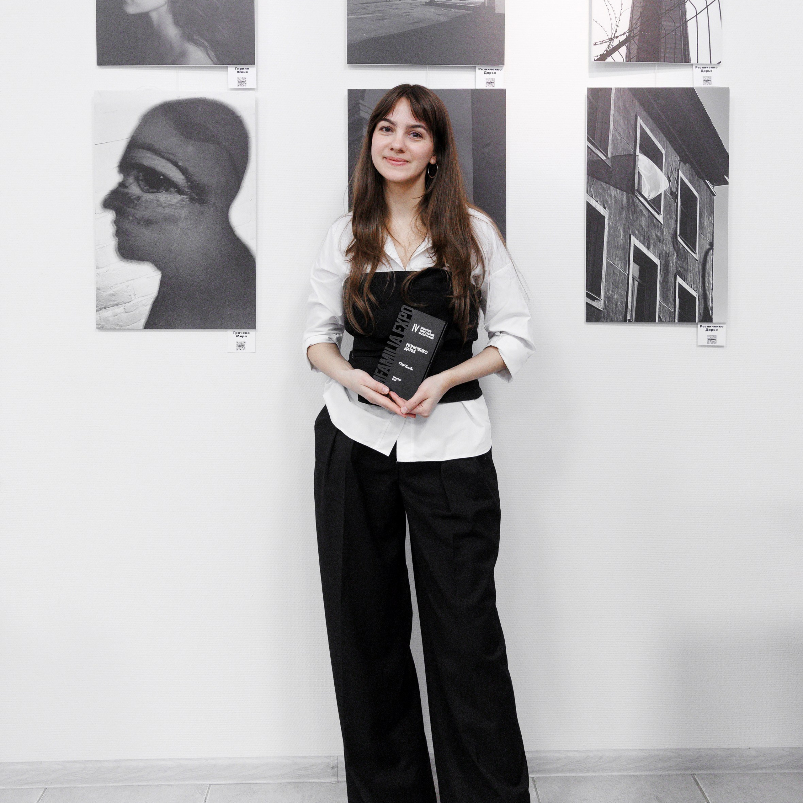 IV биеннале черно-белой фотографии MFamilia в Галерее Центра книги и графики. Организация фотовыставок в Петербурге и Москве, MFamilia (МФамилия)