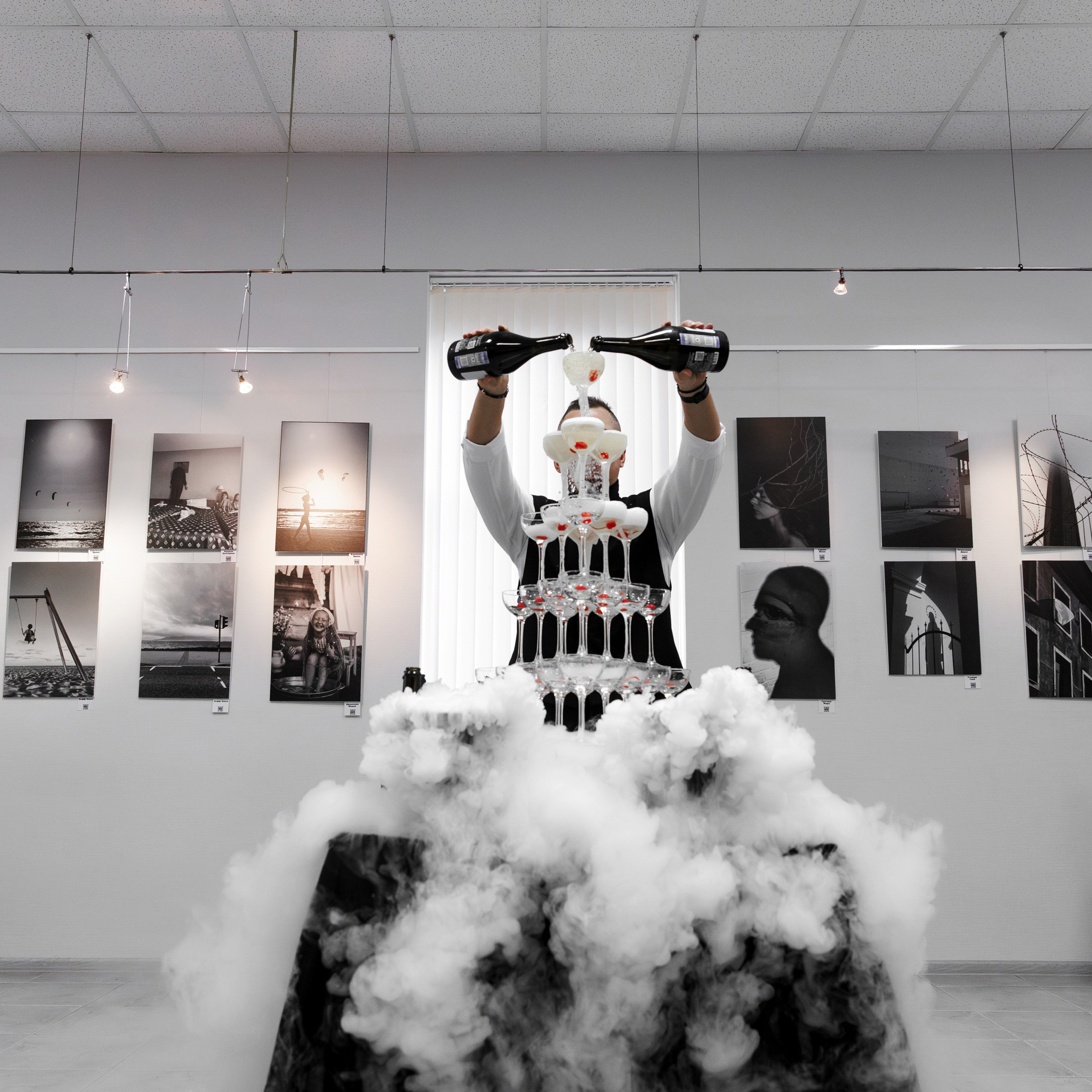 IV биеннале черно-белой фотографии MFamilia в Галерее Центра книги и графики. Организация фотовыставок в Петербурге и Москве, MFamilia (МФамилия)