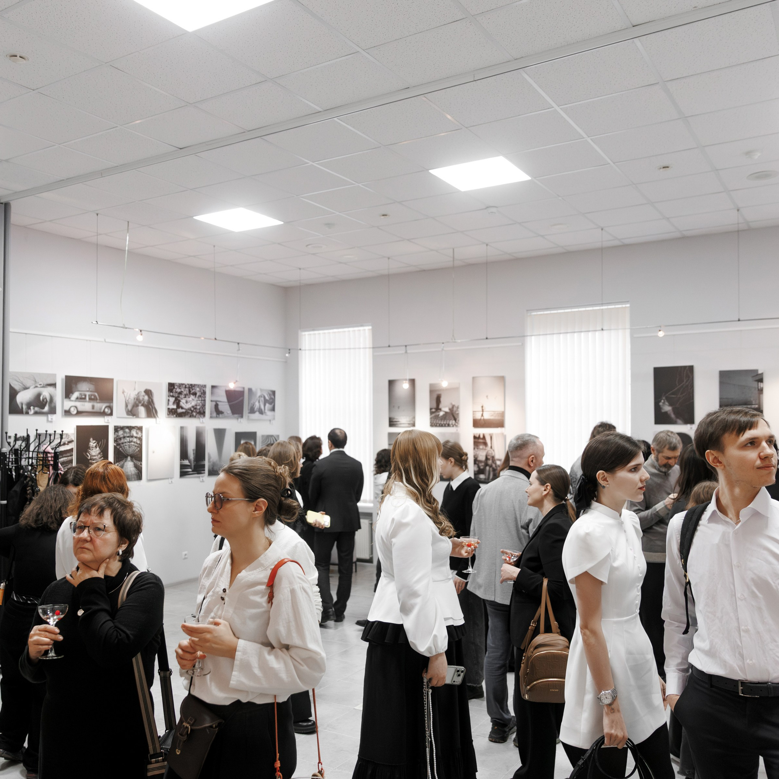 IV биеннале черно-белой фотографии MFamilia в Галерее Центра книги и графики. Организация фотовыставок в Петербурге и Москве, MFamilia (МФамилия)