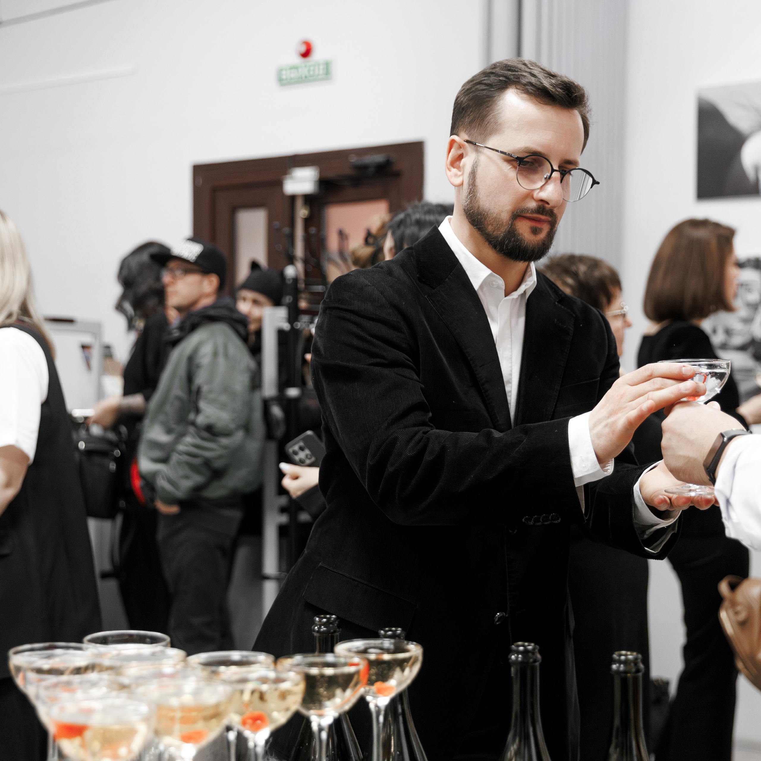 IV биеннале черно-белой фотографии MFamilia в Галерее Центра книги и графики. Организация фотовыставок в Петербурге и Москве, MFamilia (МФамилия)