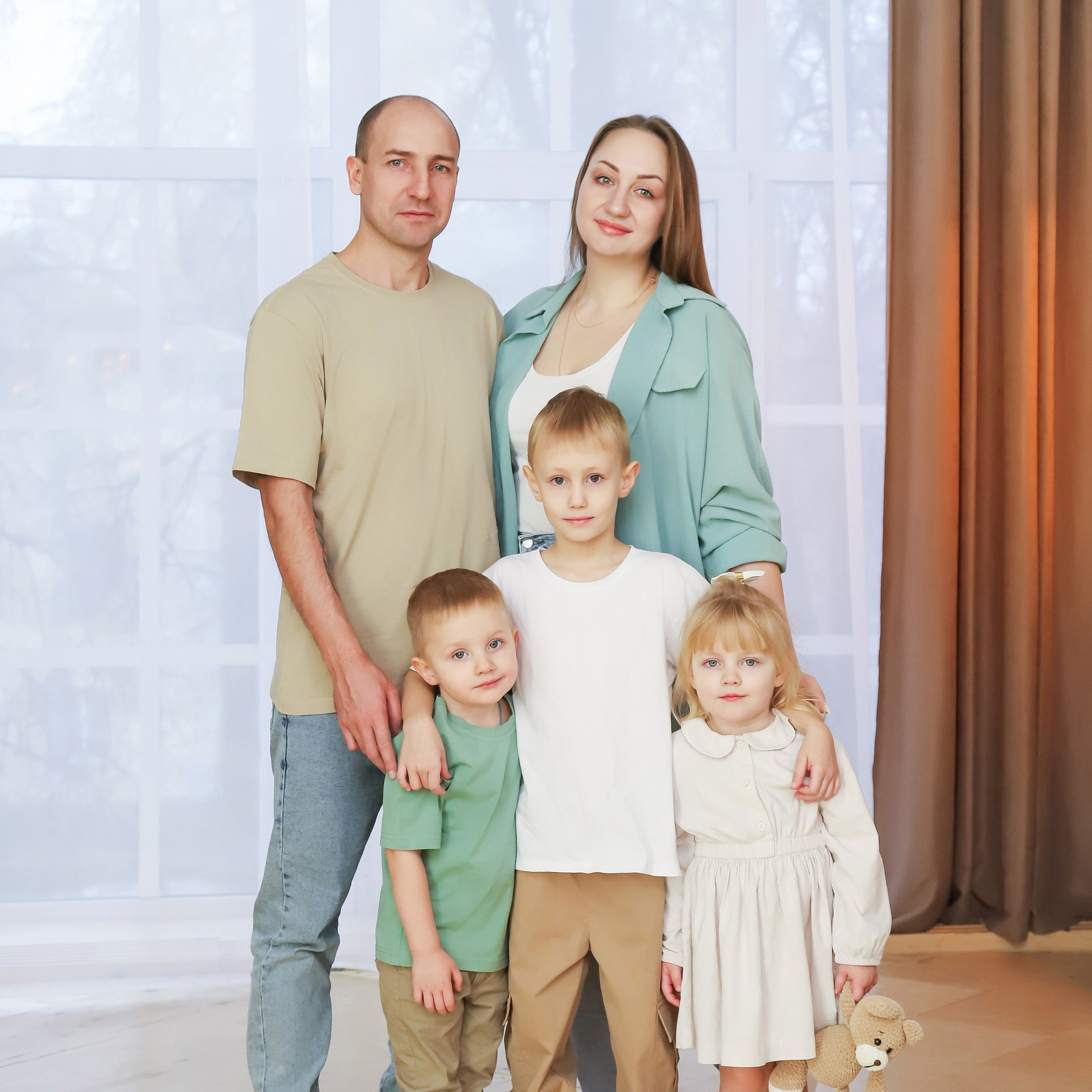 • студийная фотосъёмка