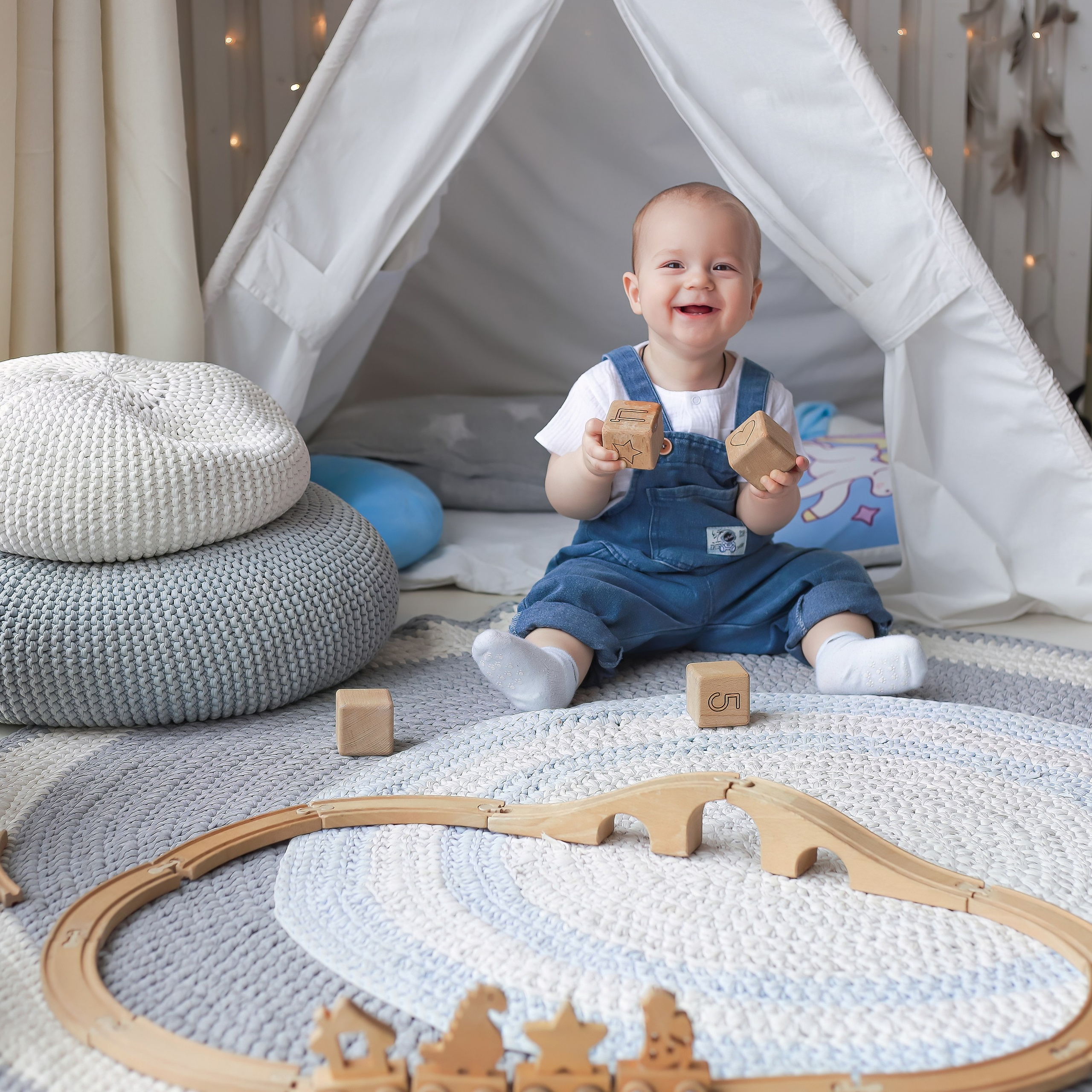 • студийная фотосъёмка