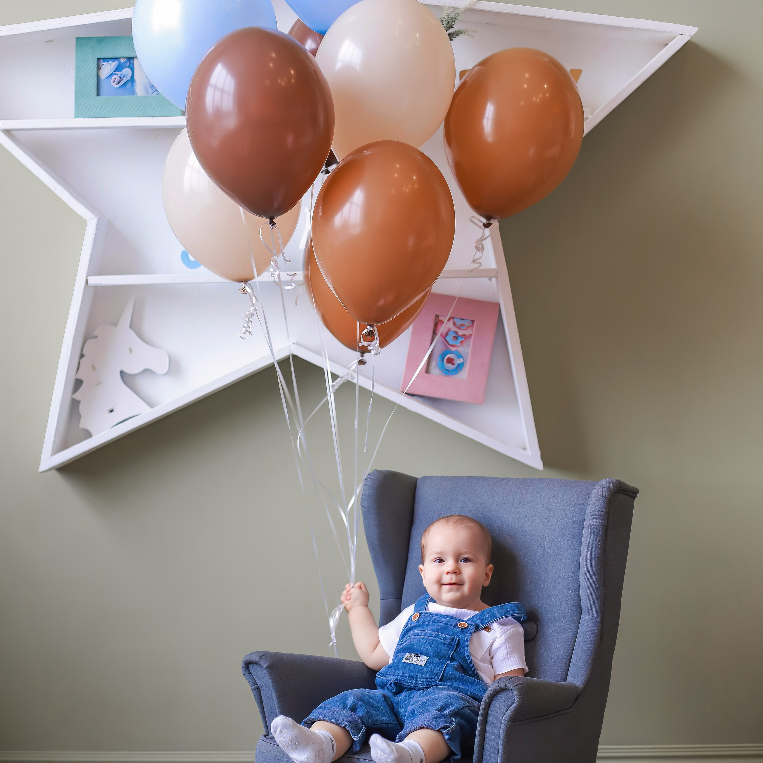 • студийная фотосъёмка