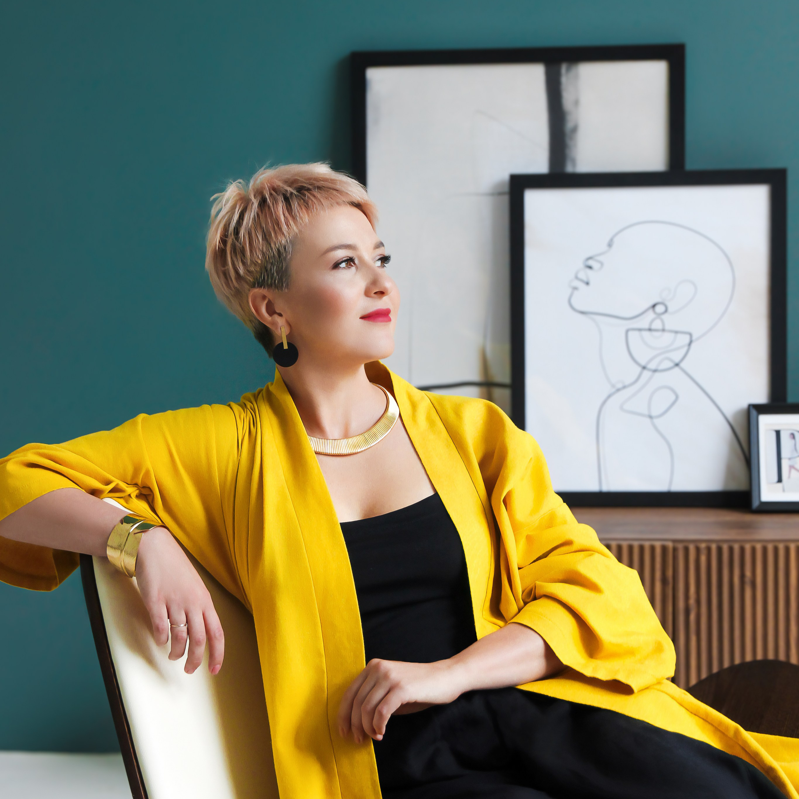 • студийная фотосъёмка