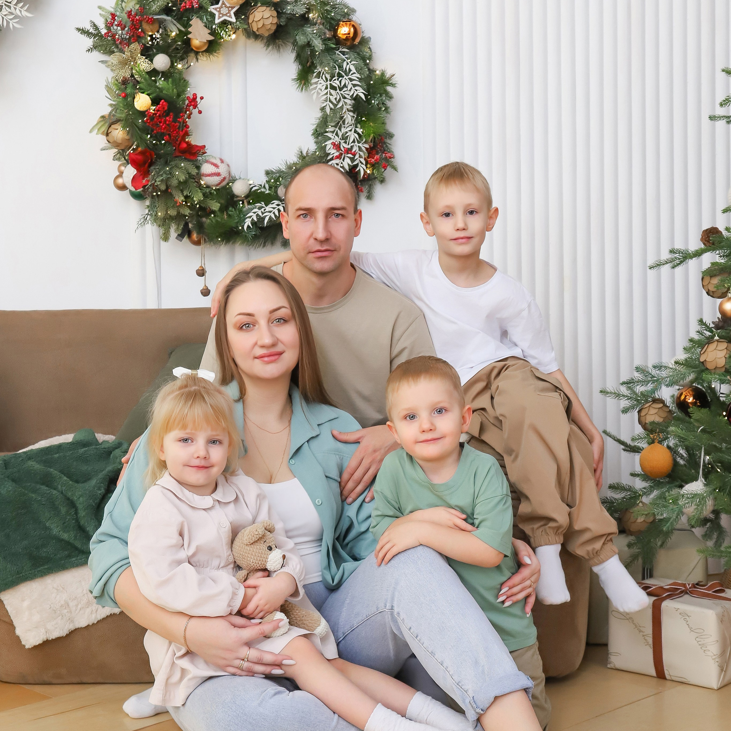 • студийная фотосъёмка