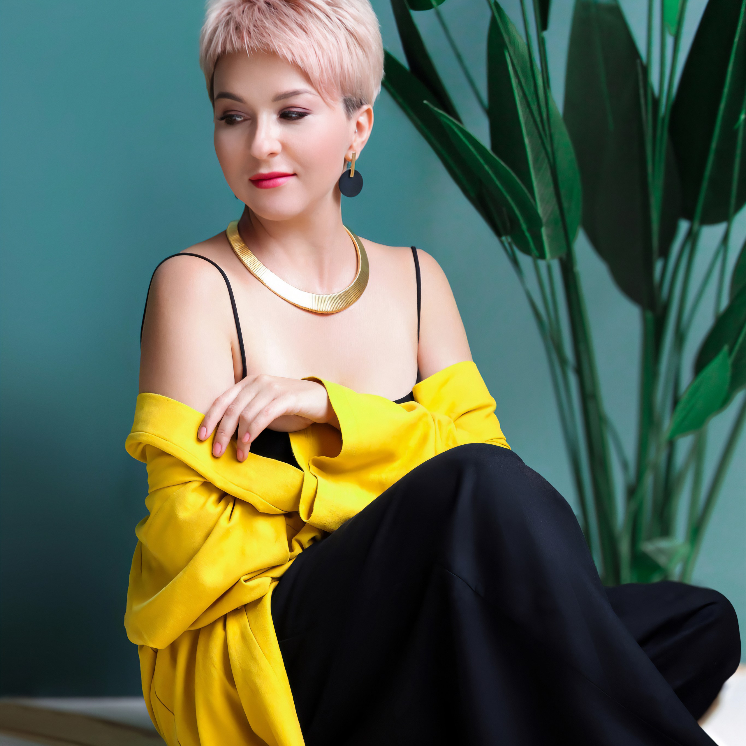 • студийная фотосъёмка