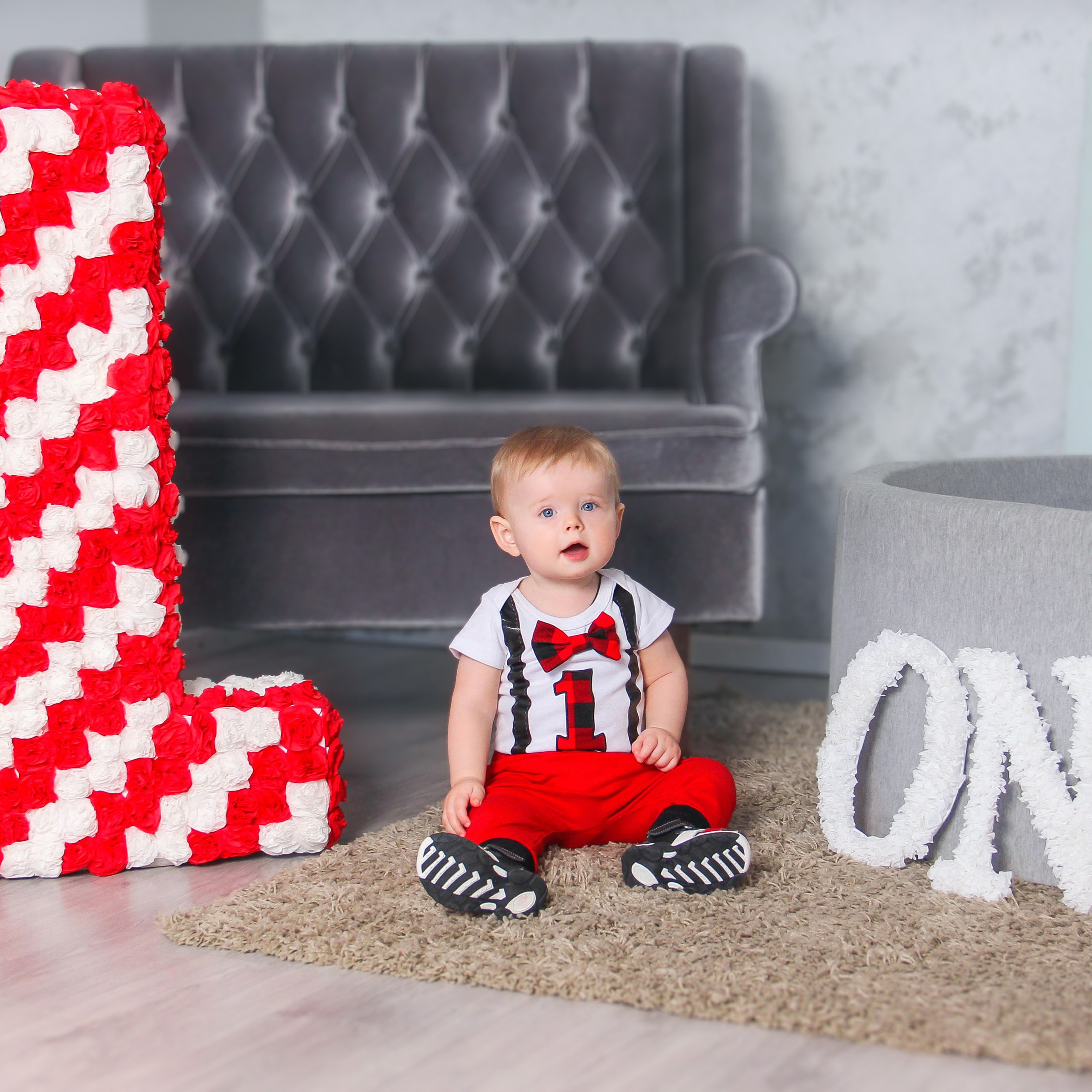 • студийная фотосъёмка