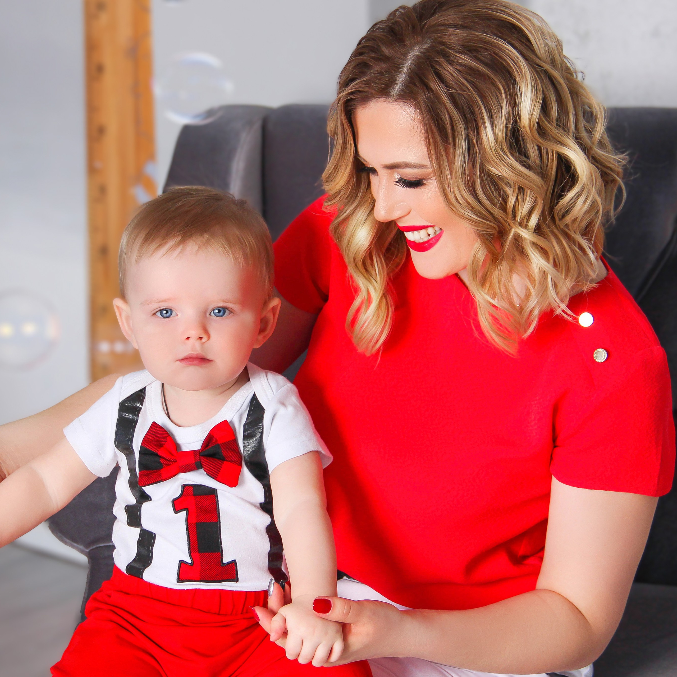 • студийная фотосъёмка