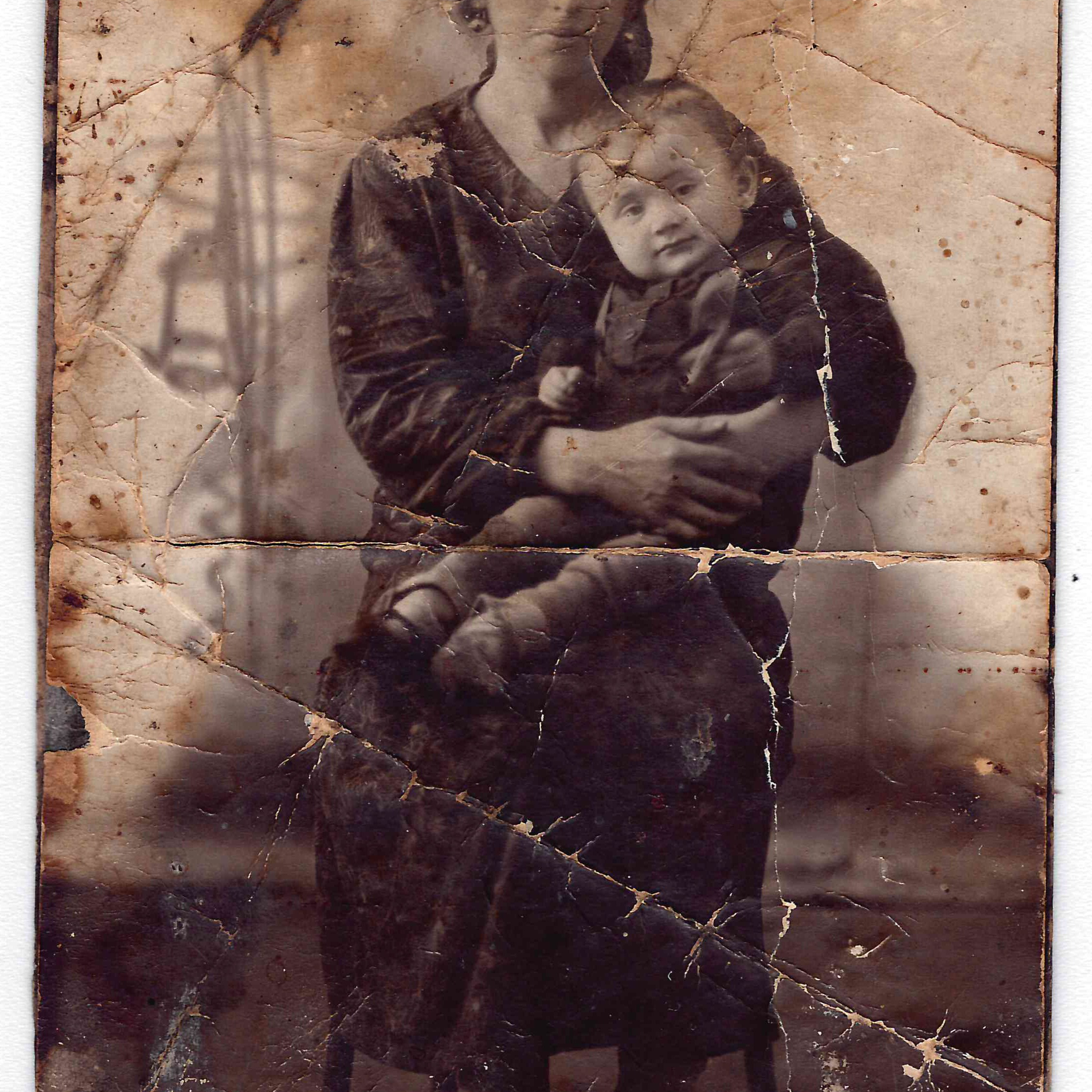 Ретушь старых фотографий. Графический Дизайнер Скалкина Дарья