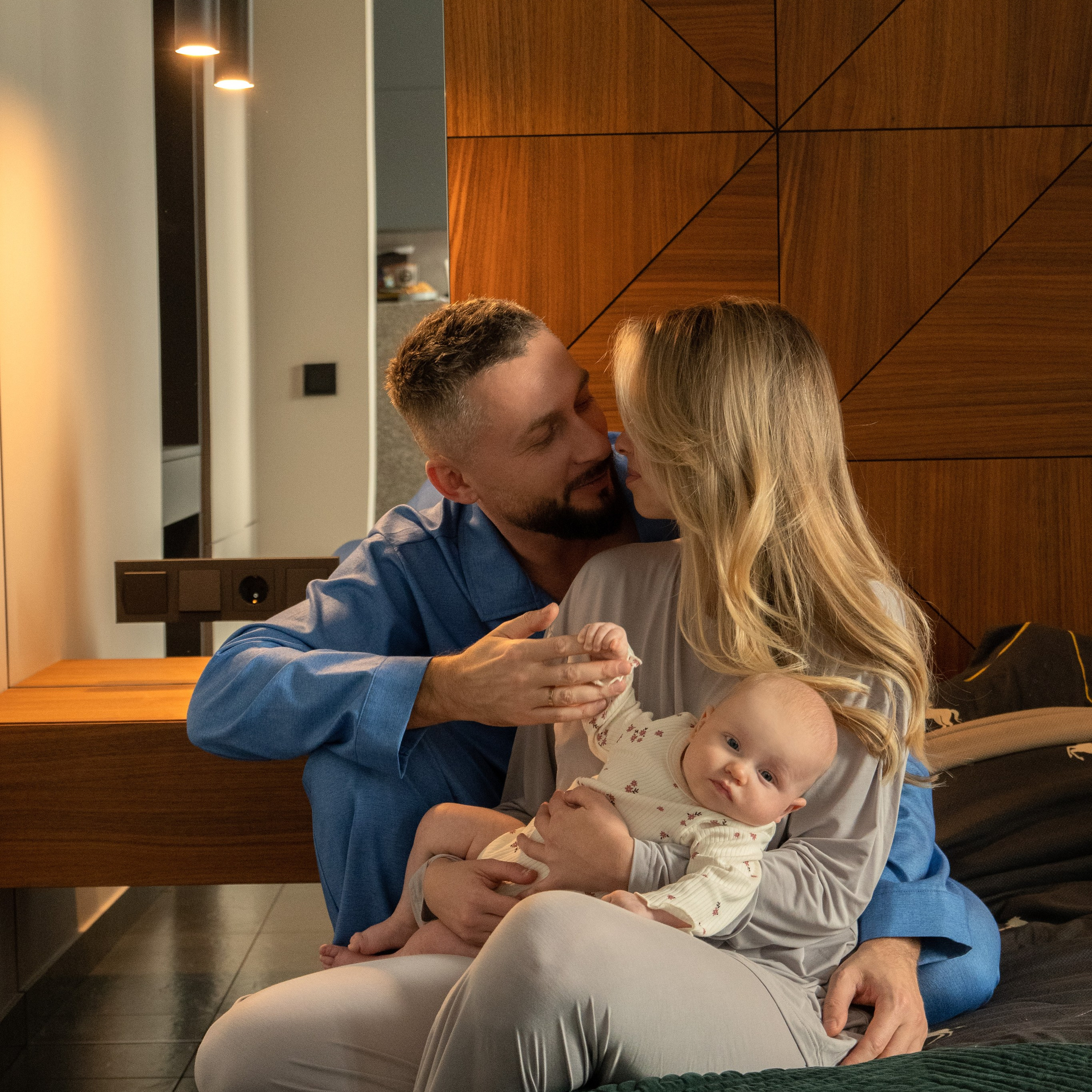 Семейная фотосессия (Ае 2 месяца)