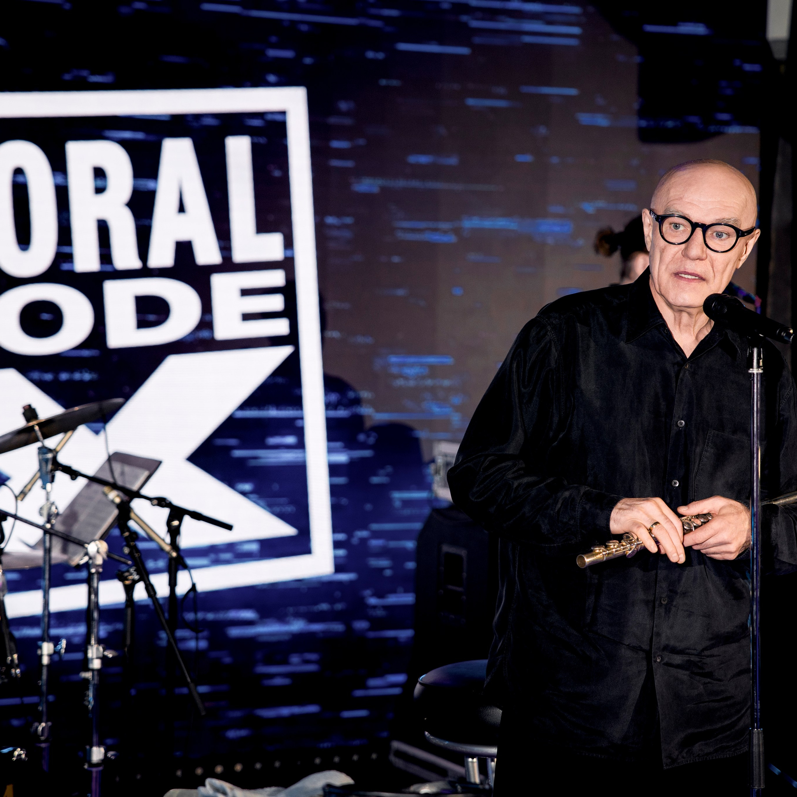 Мы все люди, мы все одинаковы, но только труд и стремление ведут к успеху! ✨