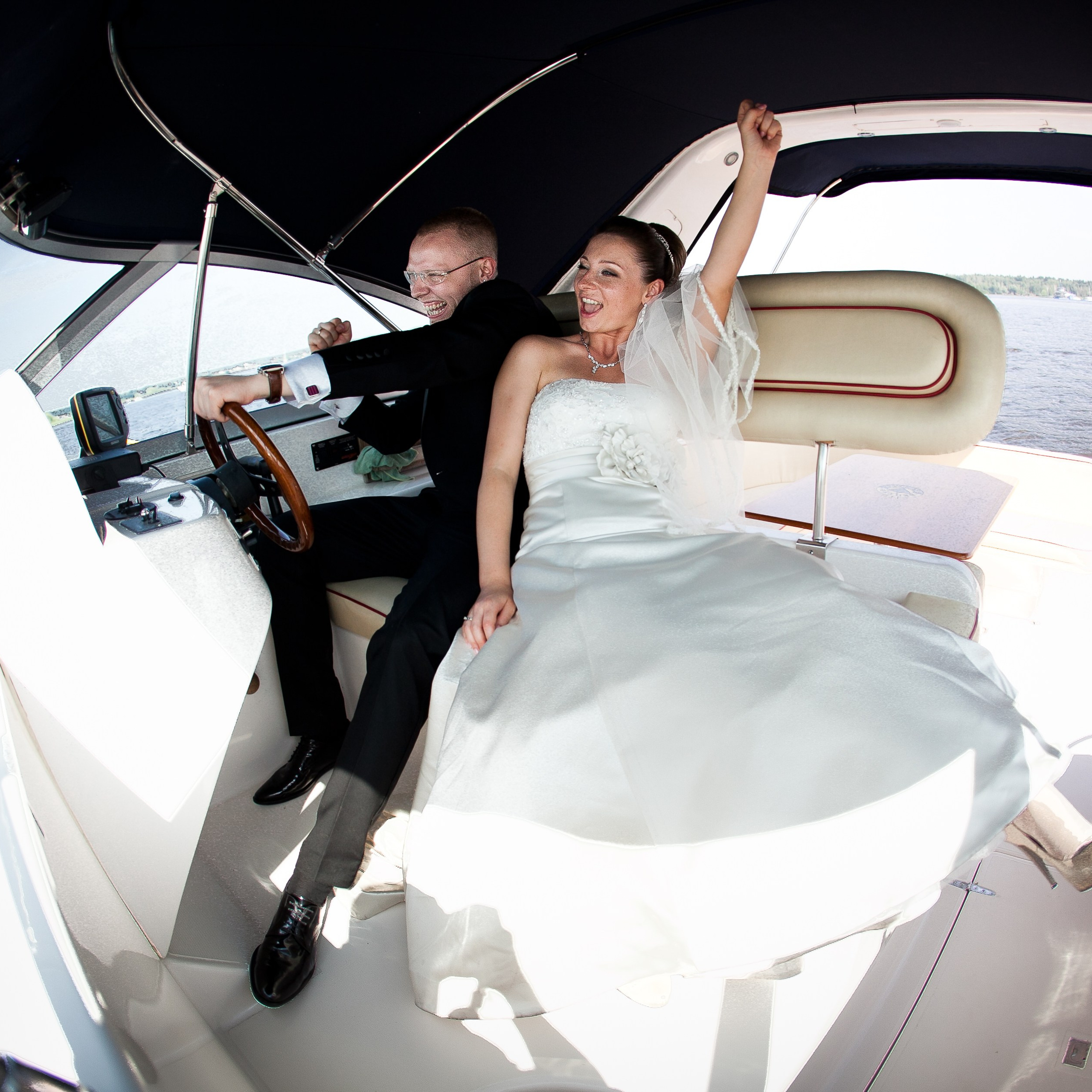 Красивые фотографии со свадебной фотосессии от фотографа Павла Короткова, фото без видео - деньги и время на ветер, забронируйте вашу дату съёмки свадьбы на этой странице сайта через менеджер ватсап или телеграмм