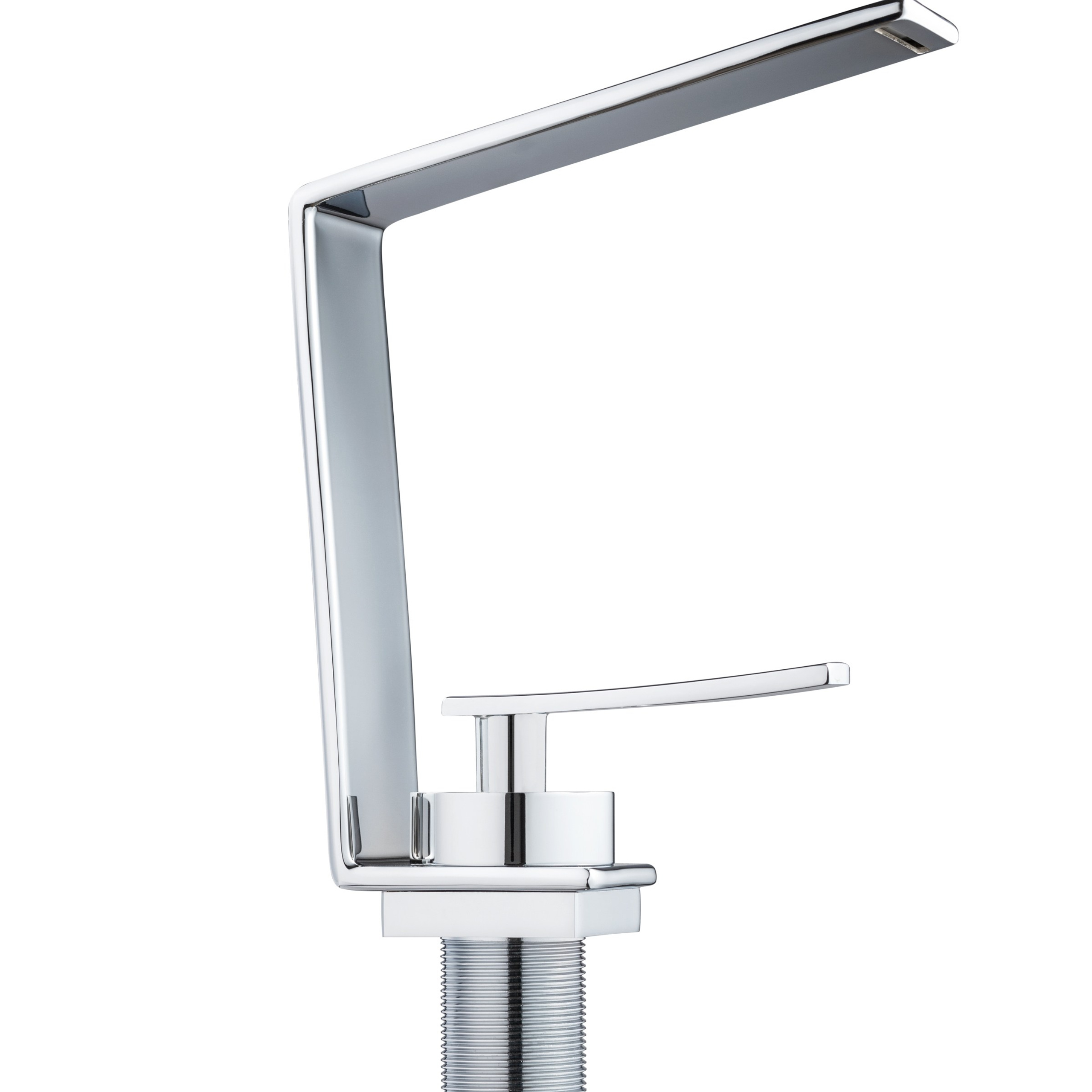 Фото хромированного смесителя для каталога Лемана Про