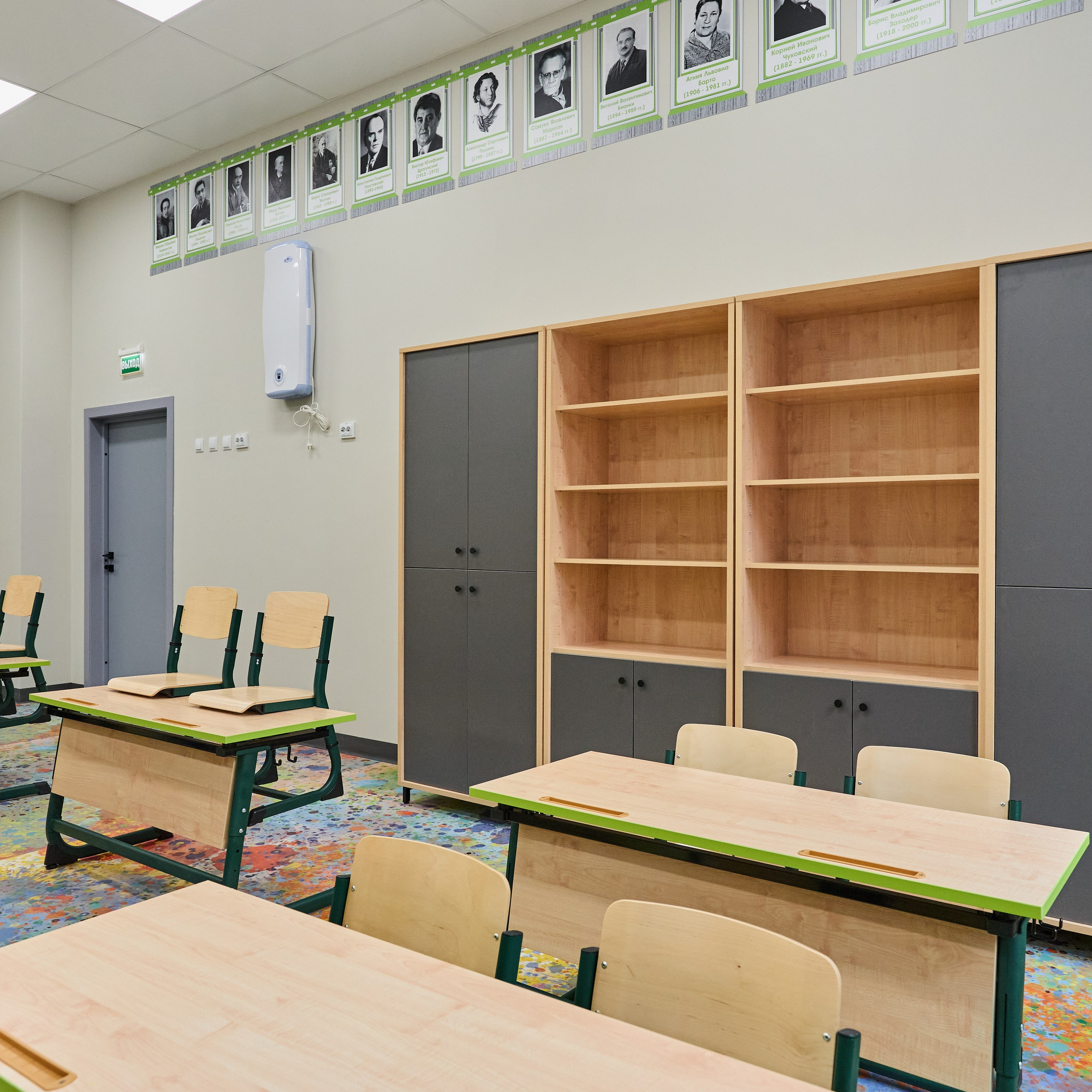 Съемка для каталога школьной мебели ОМЕГА. Репортажный и женский фотограф в Новосибирске