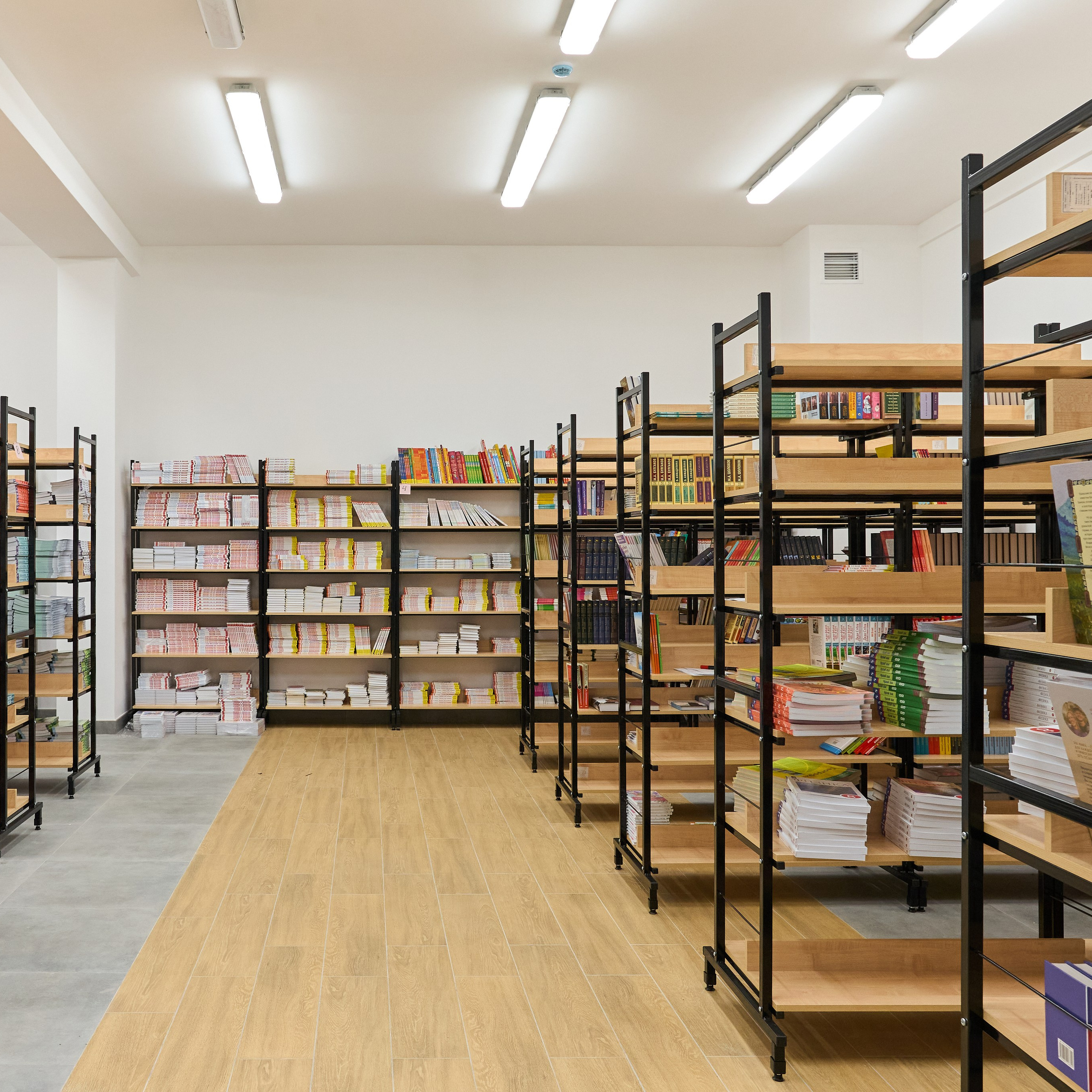 Съемка для каталога школьной мебели ОМЕГА. Репортажный и женский фотограф в Новосибирске