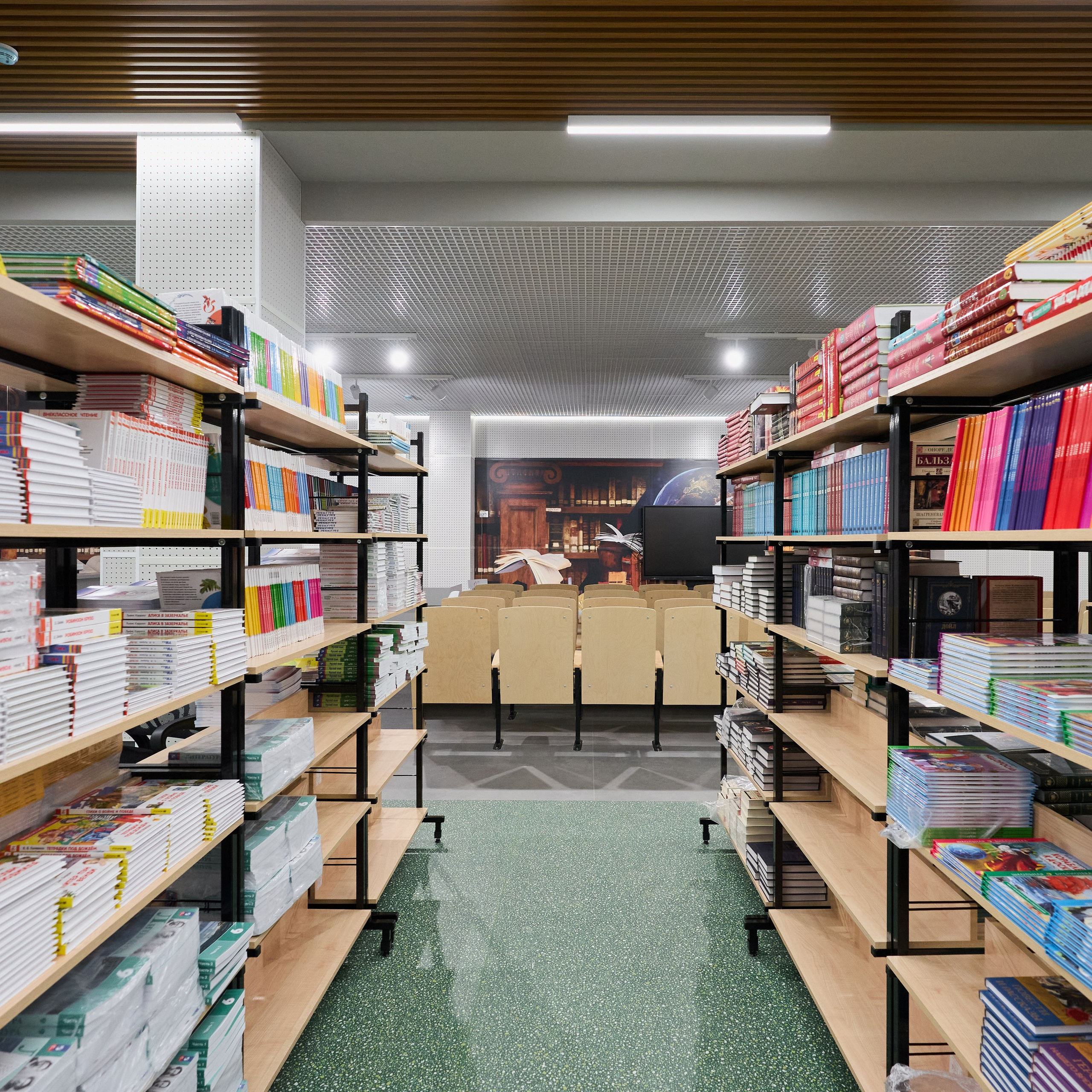 Съемка для каталога школьной мебели ОМЕГА. Репортажный и женский фотограф в Новосибирске