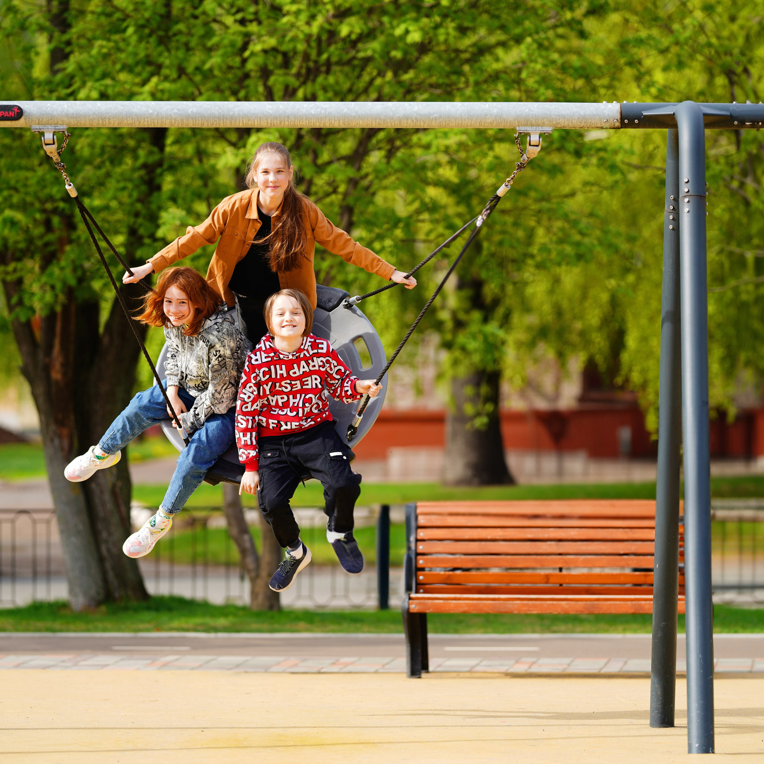 4 класс. Современные выпускные альбомы. Мы делаем не просто альбомы, а стильные фотокниги