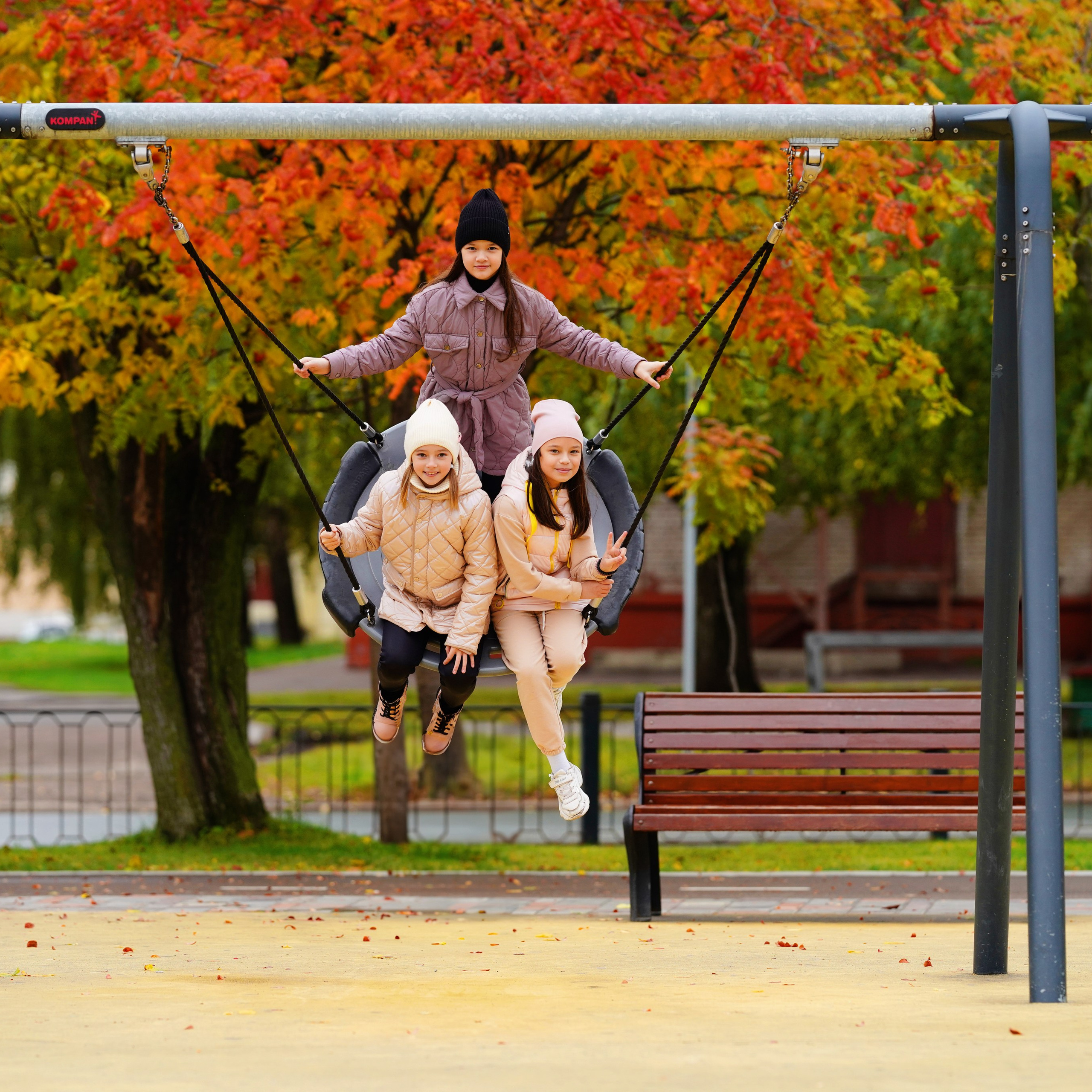 4 класс. Современные выпускные альбомы. Мы делаем не просто альбомы, а стильные фотокниги