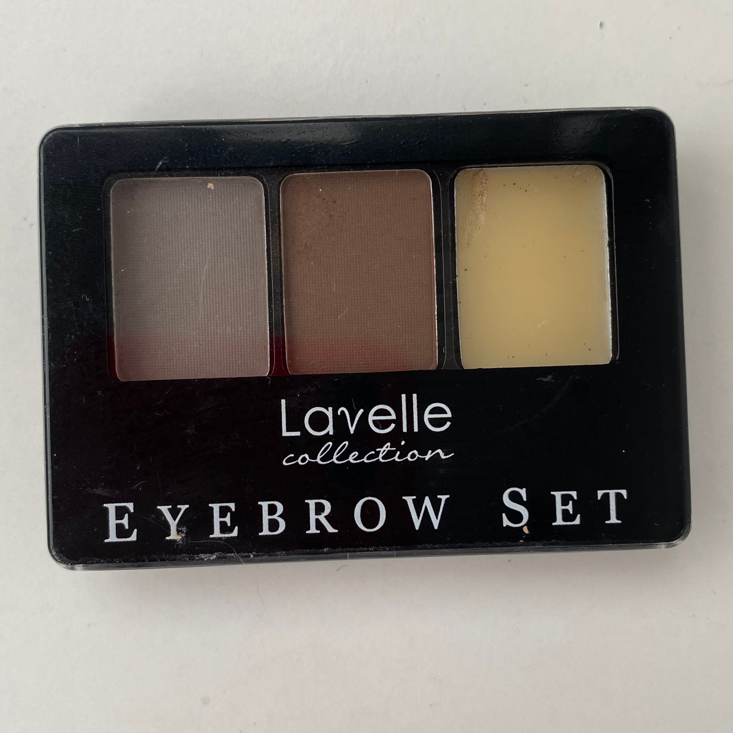 Тени для бровей Lavelle (почти новые). Виктория Еремина — фотограф и видеограф в Москве