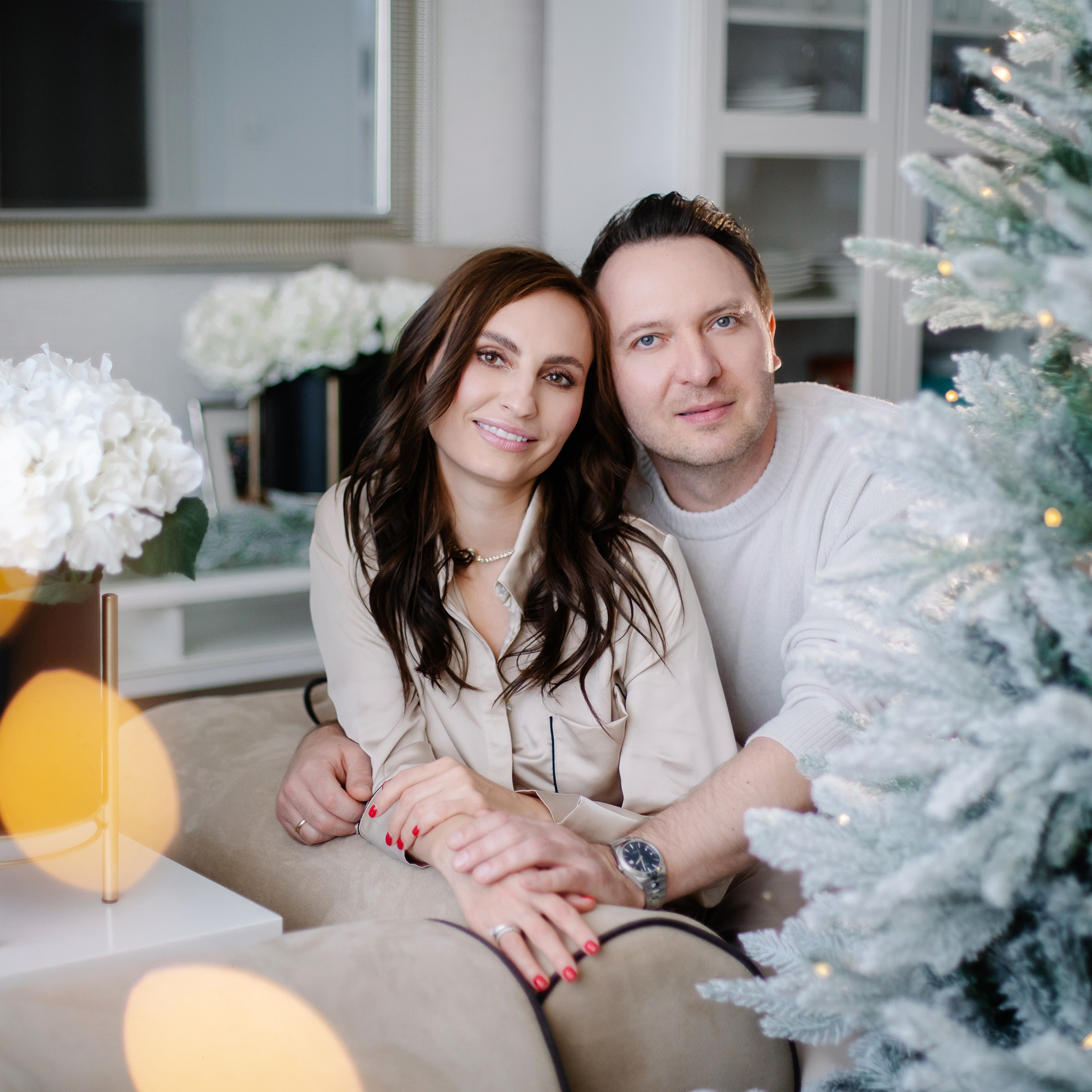 Gemütliches Weihnachtsfotoshooting zu Hause. Fotografin in München Dasha Antipina