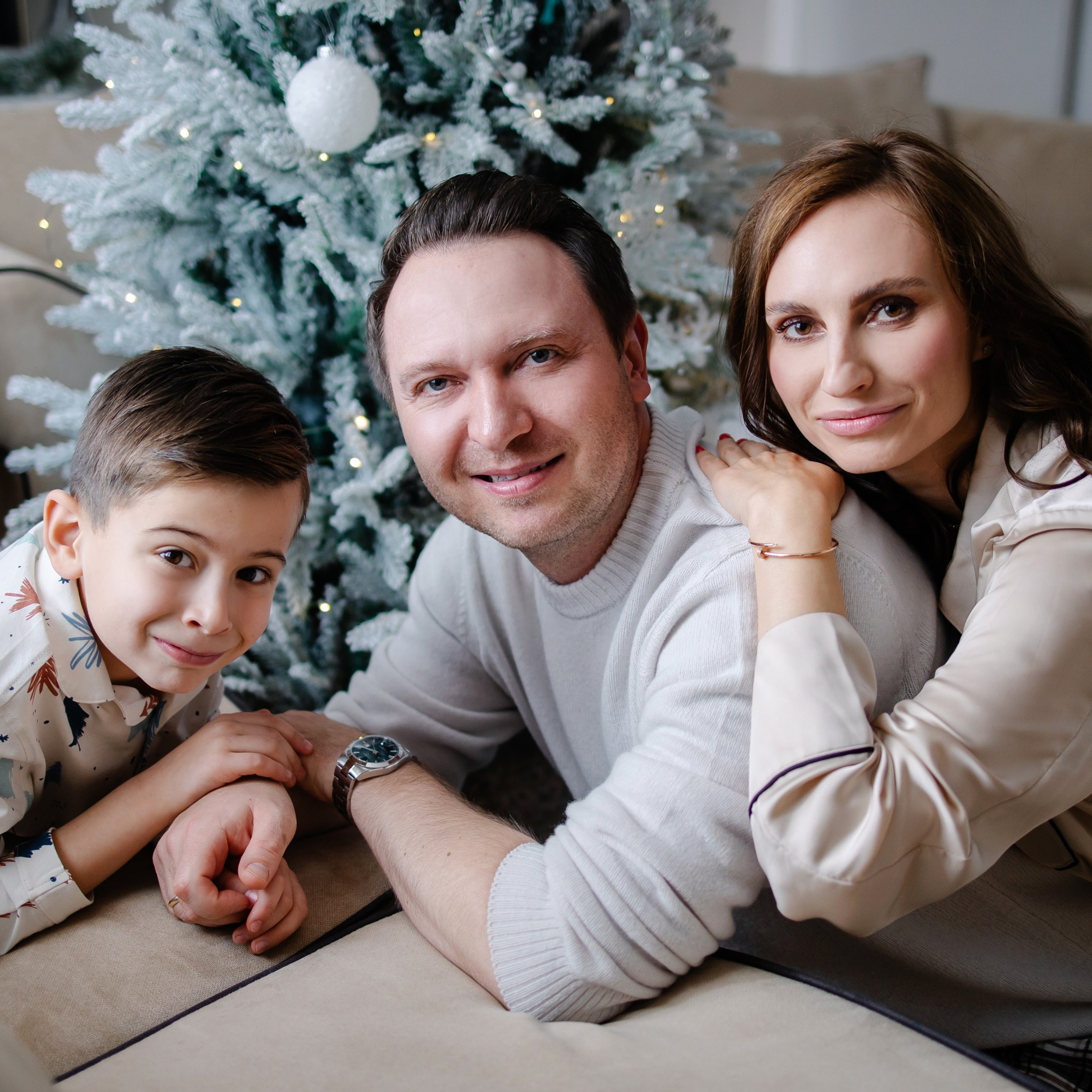 Gemütliches Weihnachtsfotoshooting zu Hause. Fotografin in München Dasha Antipina