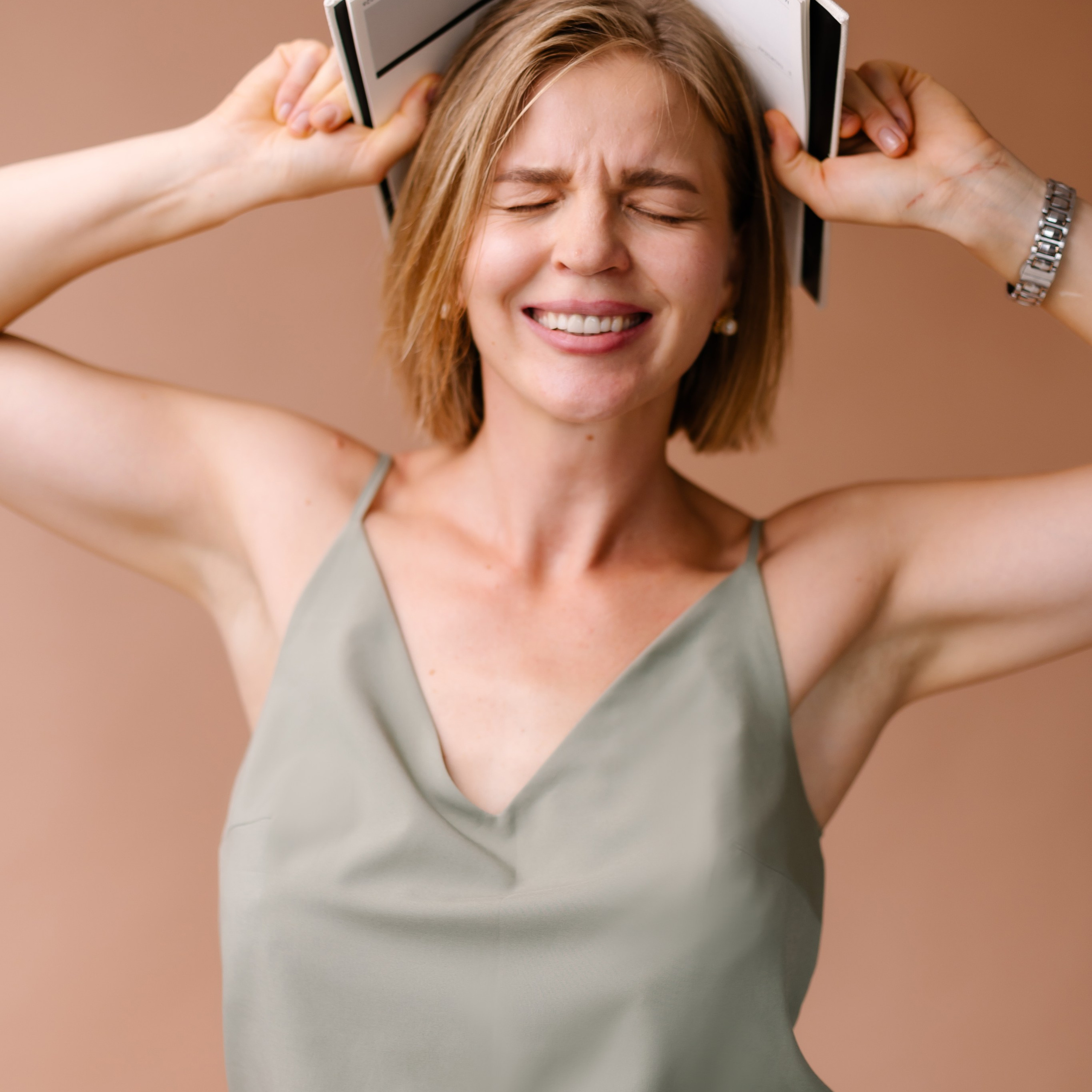 Portraitfotoshooting in meinem Mini-Studio in Ismaning. Fotografin in München Dasha Antipina