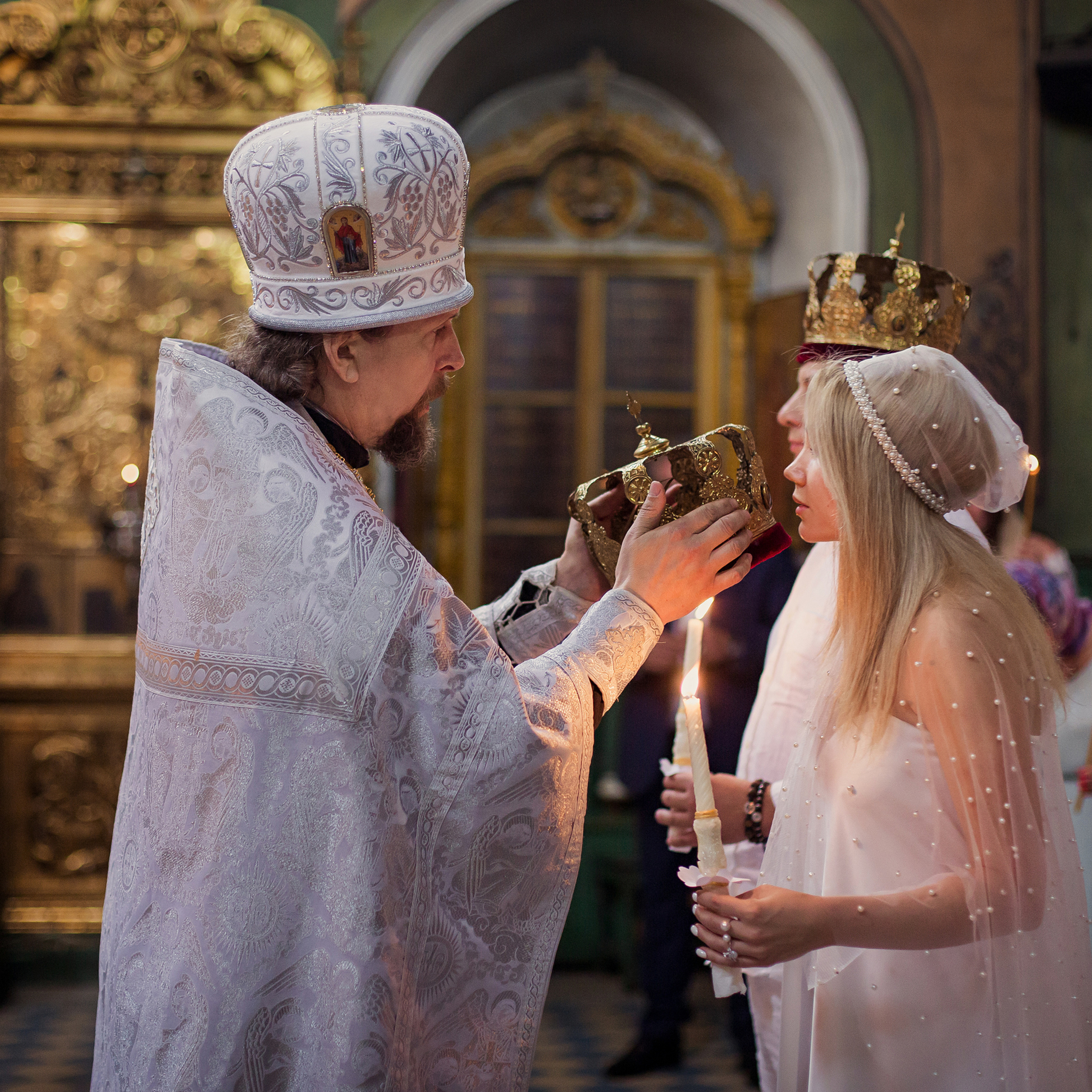 Trauung in der orthodoxen Kirche. Fotografin in München Dasha Antipina
