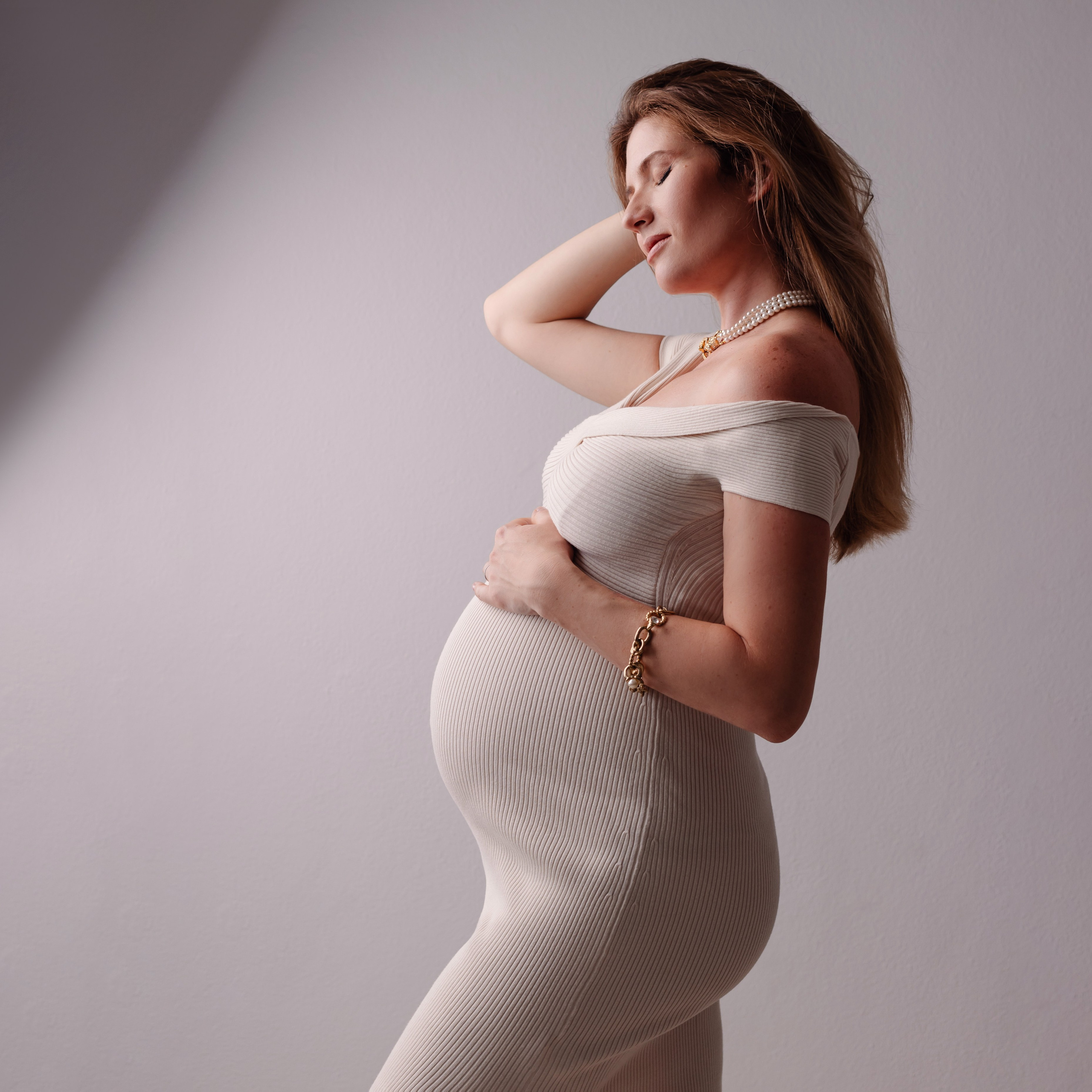 Schwangerschaft Fotoshooting. Fotografin in München Dasha Antipina