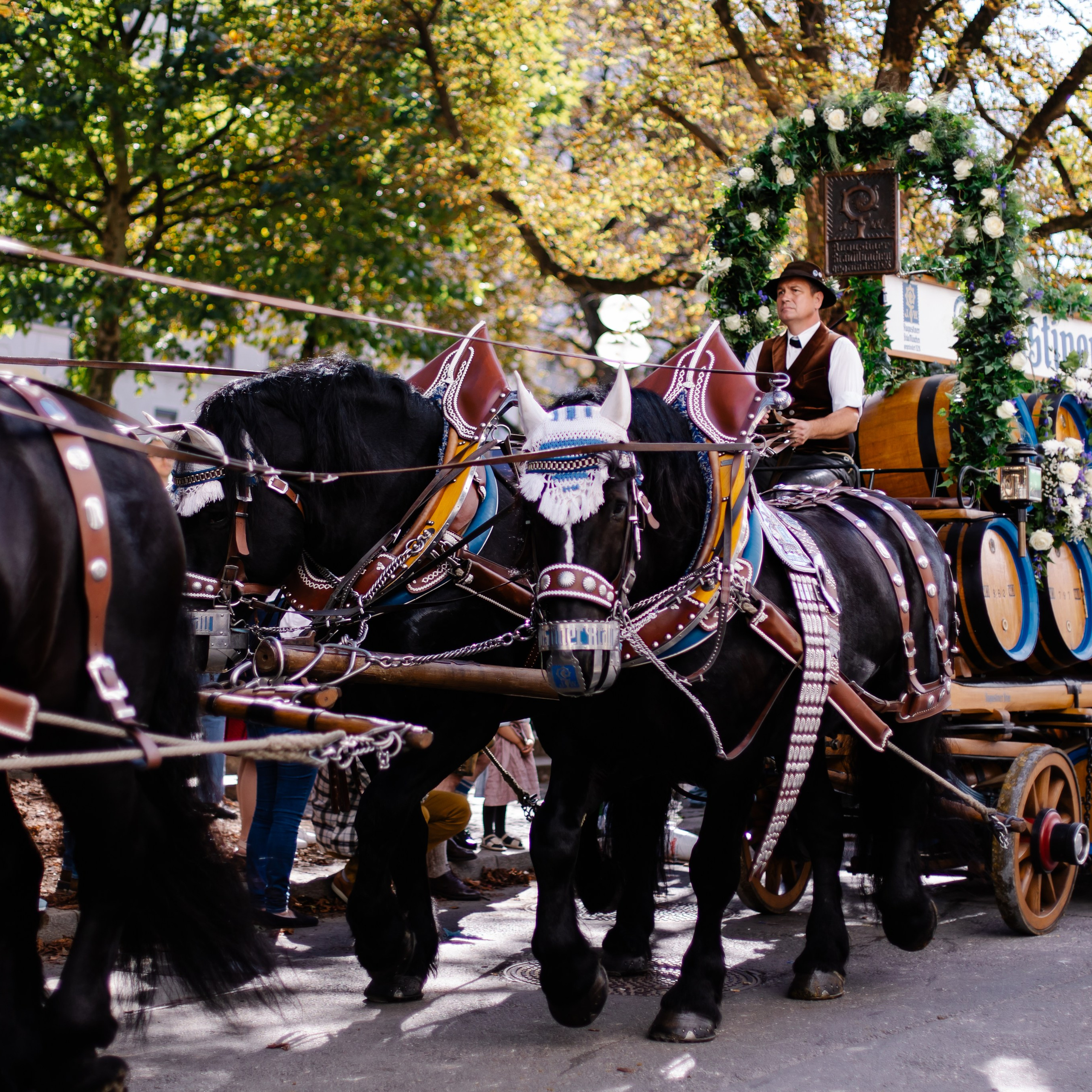 Oktoberfest Fotoshooting in München – Erinnerungen an das größte Volksfest der Welt. Fotografin in München Dasha Antipina