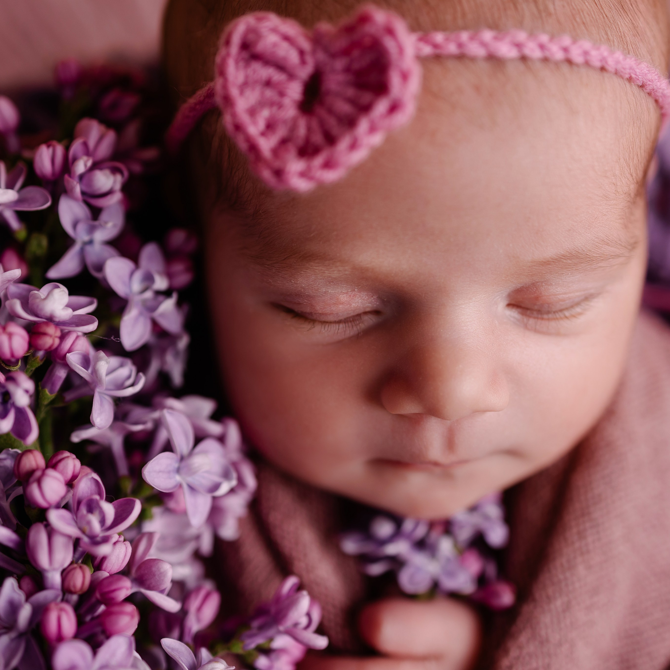 Neugeborenen Fotoshooting München. Fotografin in München Dasha Antipina