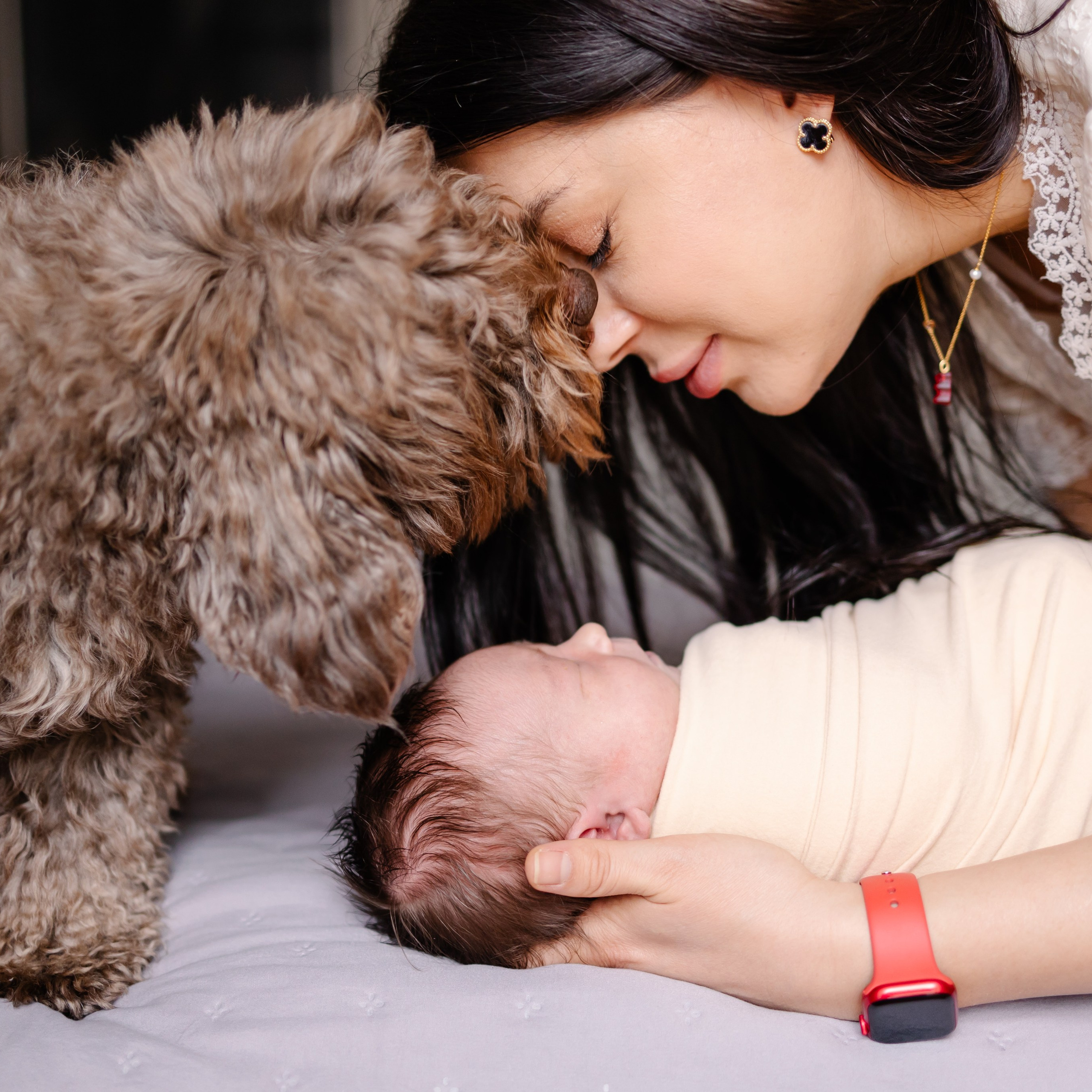 Lifestyle Newborn Fotoshooting. Fotografin in München Dasha Antipina