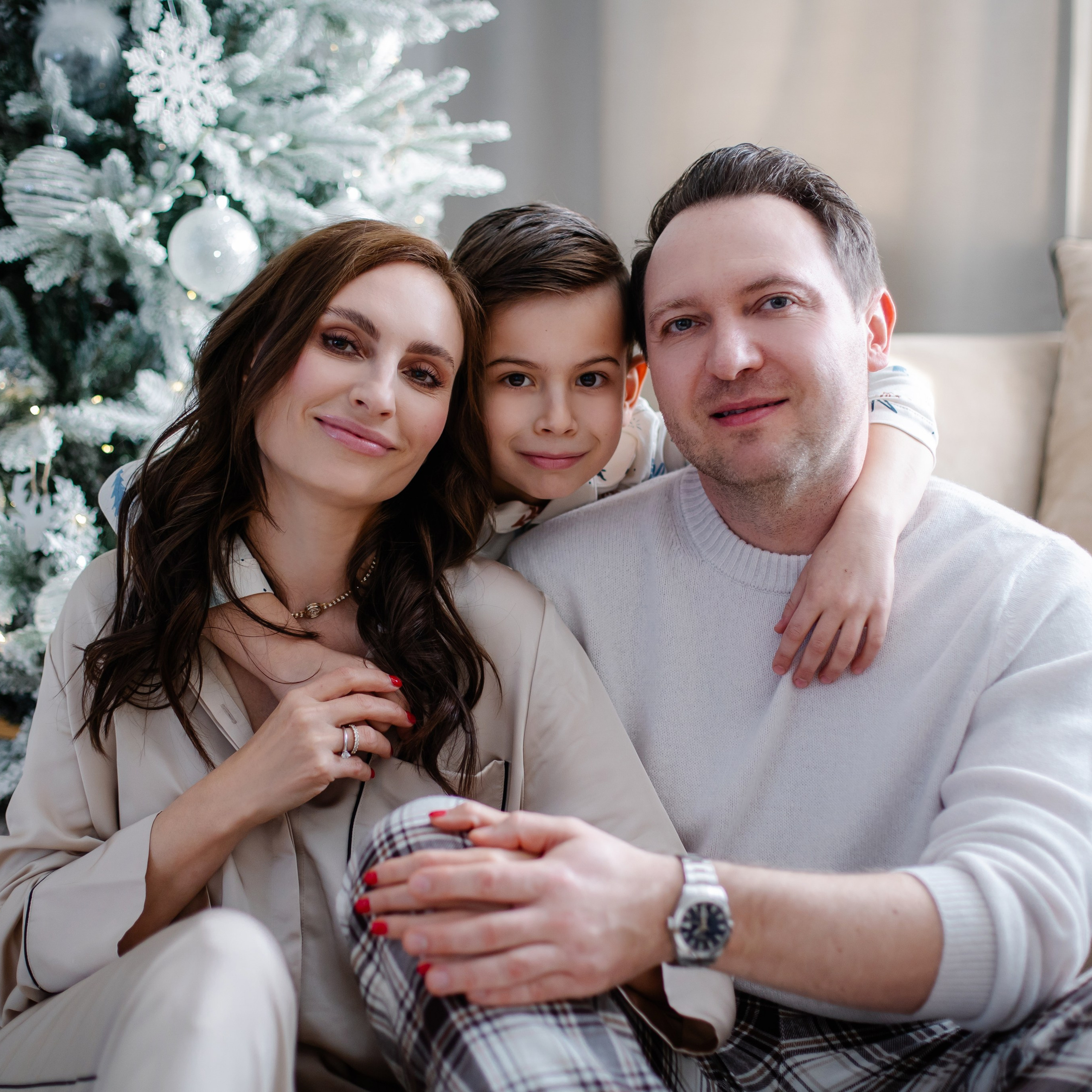 Gemütliches Weihnachtsfotoshooting zu Hause. Fotografin in München Dasha Antipina