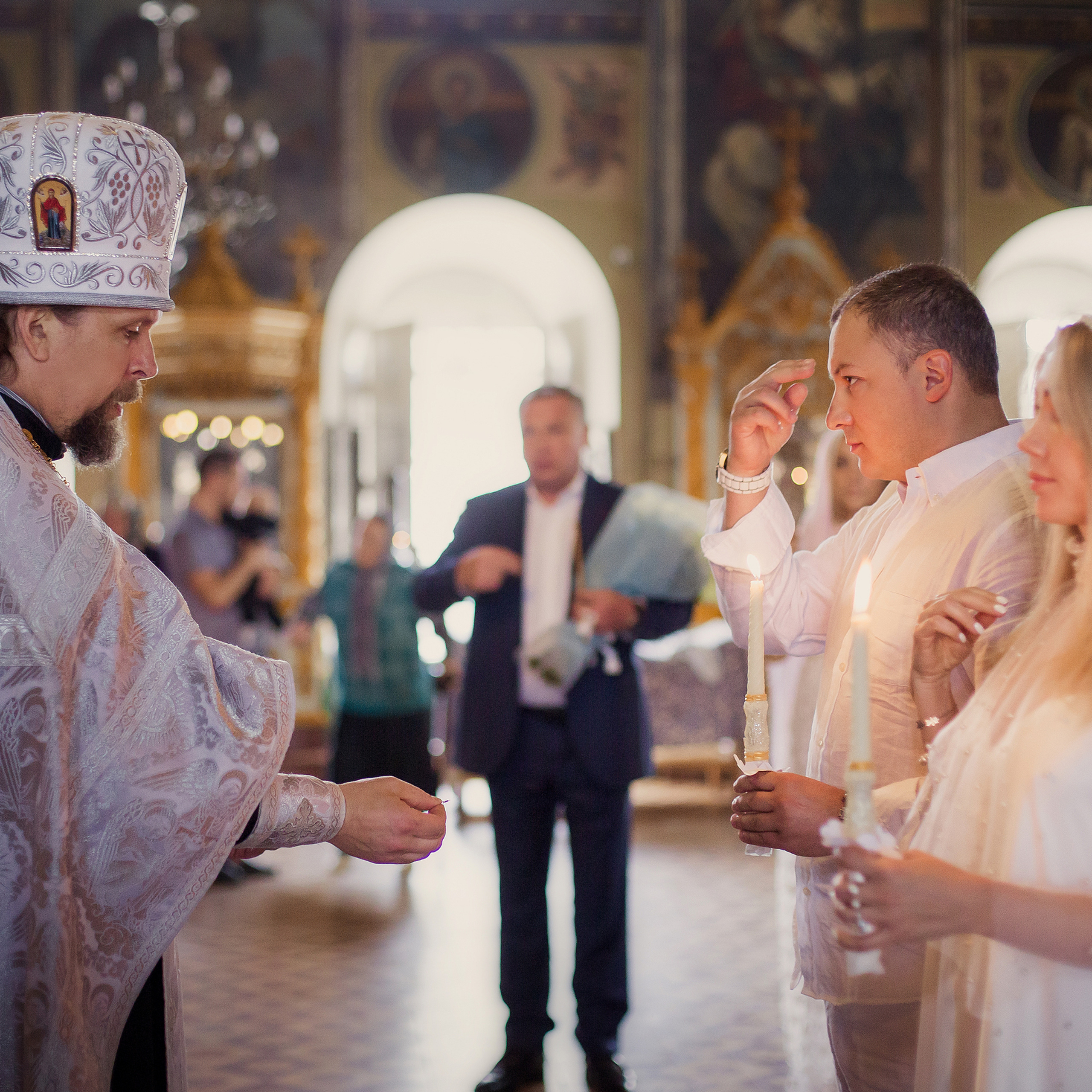 Trauung in der orthodoxen Kirche. Fotografin in München Dasha Antipina